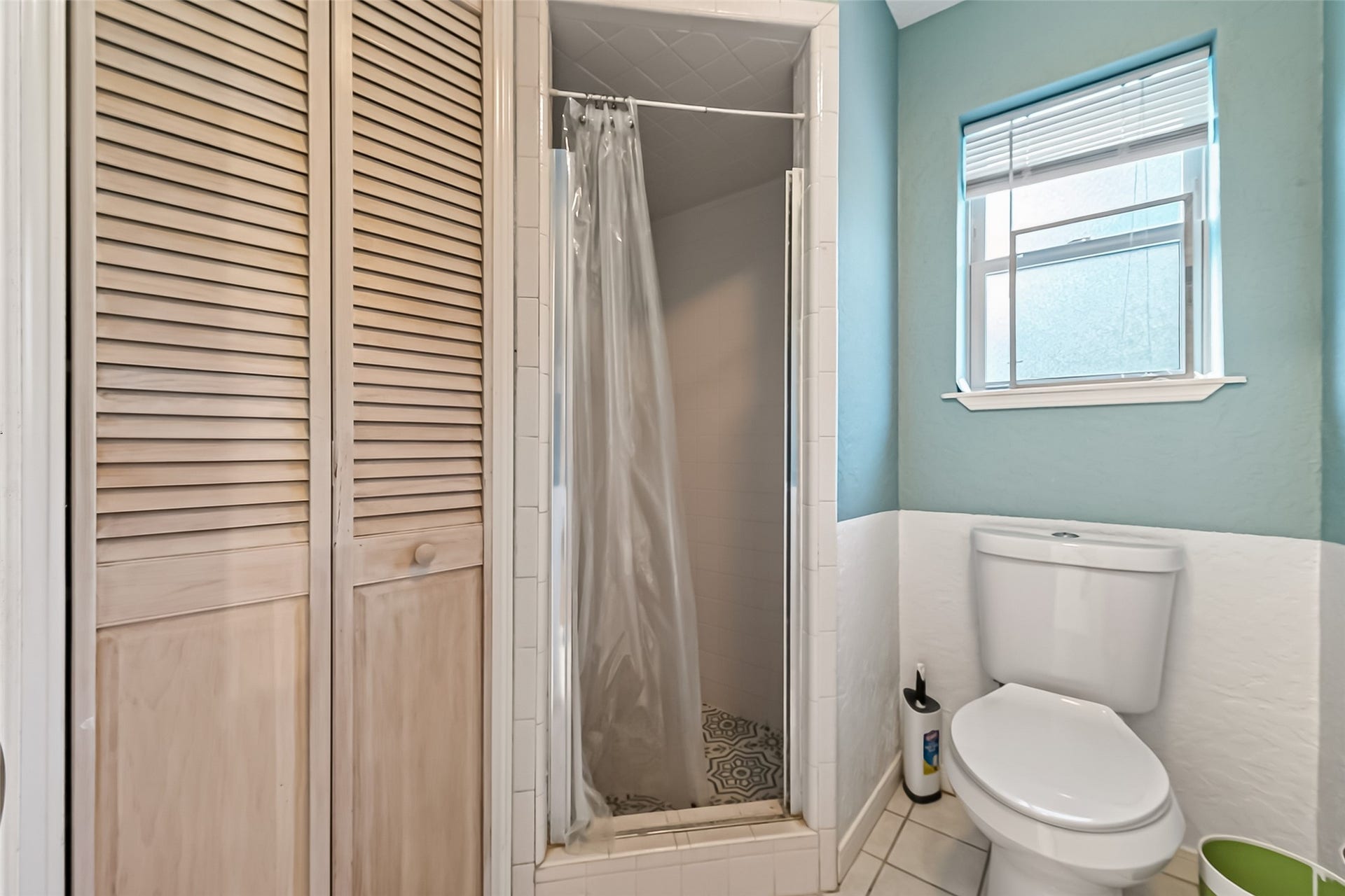 12302 Meadowdale Drive, Meadows Place, TX 77477 12302 Meadowdale Drive, Meadows Place, TX 77477