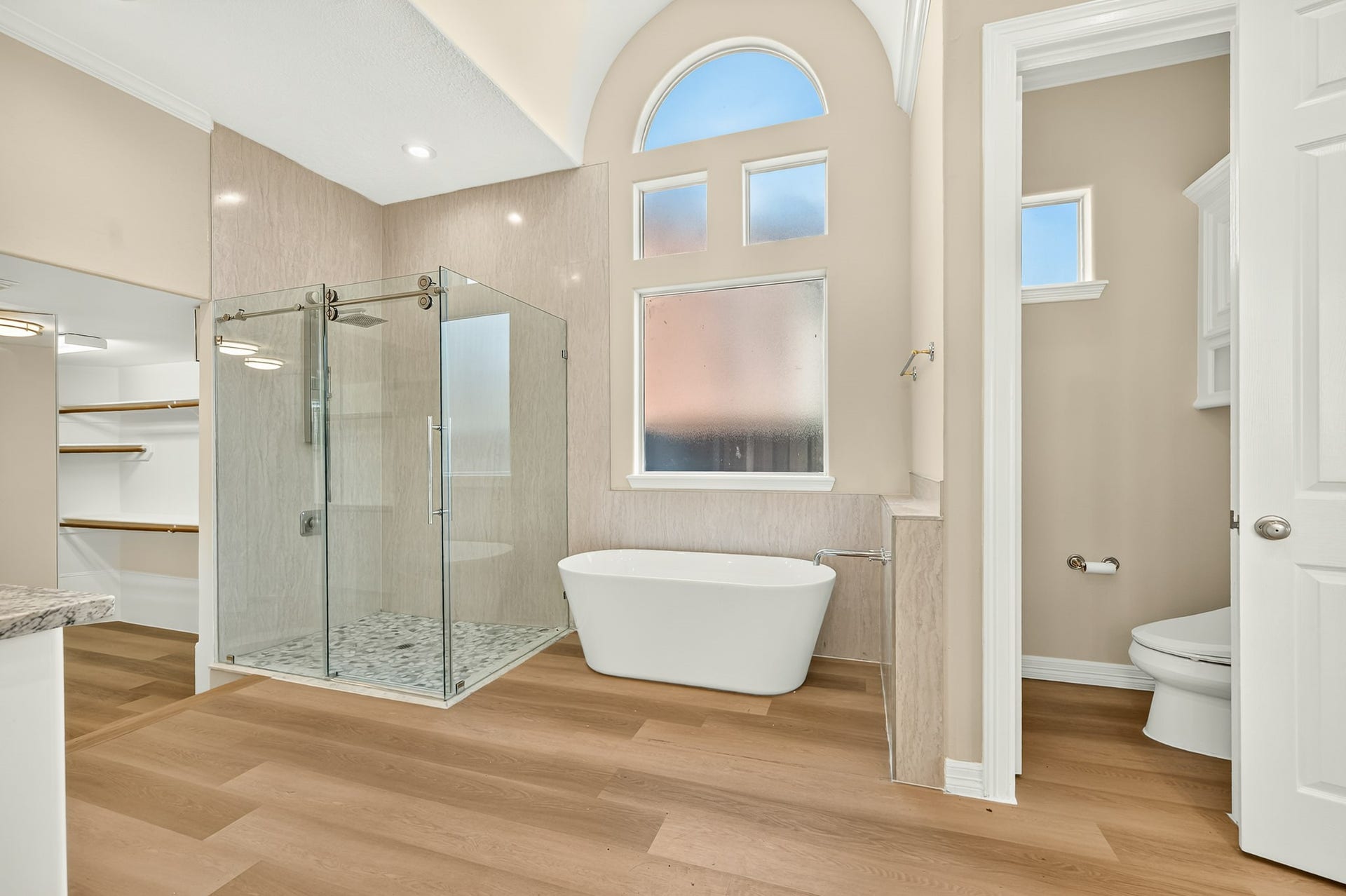 3707 Abbeywood Drive, Pearland, TX 77584