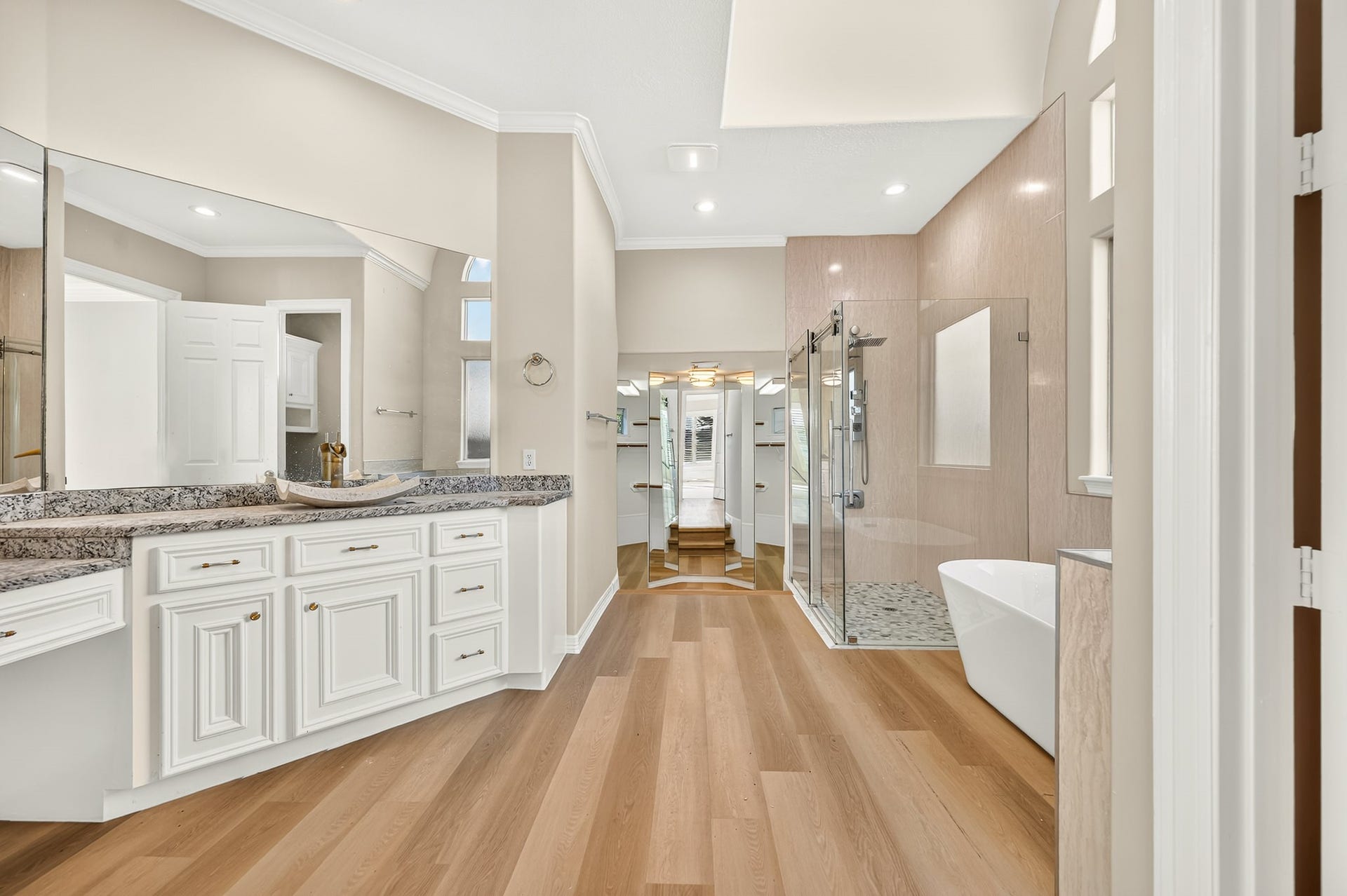3707 Abbeywood Drive, Pearland, TX 77584