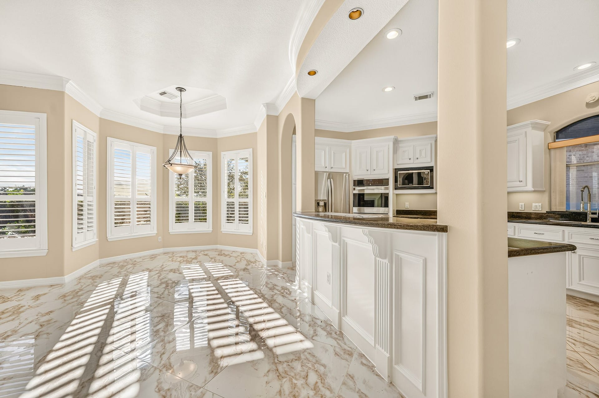 3707 Abbeywood Drive, Pearland, TX 77584