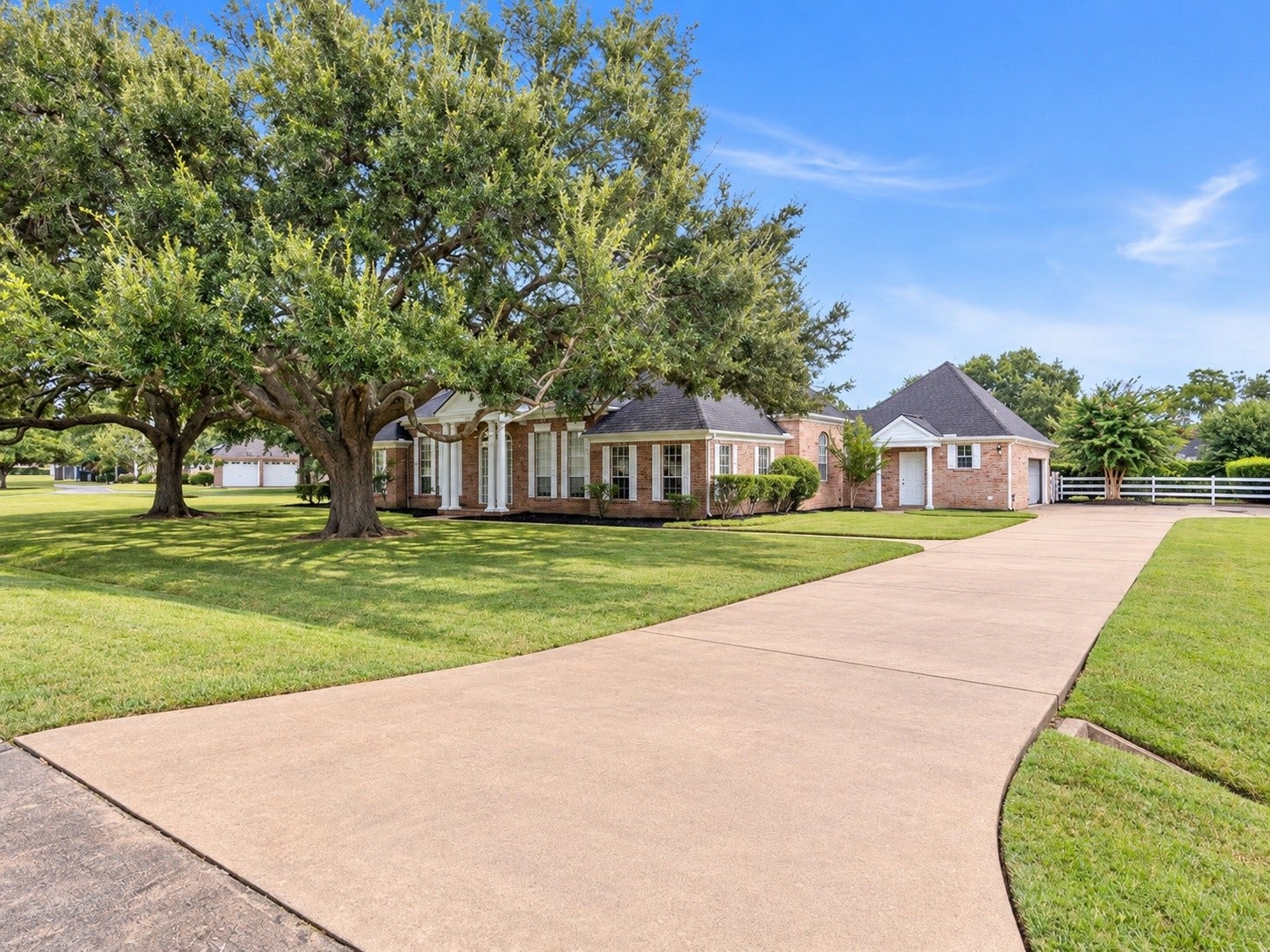 32719 Weybridge Street, Fulshear, TX 77441 The extra long driveway and garage give you plenty of room for parking.