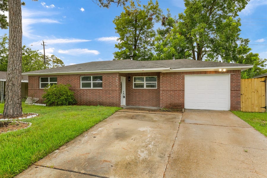 Property photo for 6618 Hartwick Road, Houston, TX