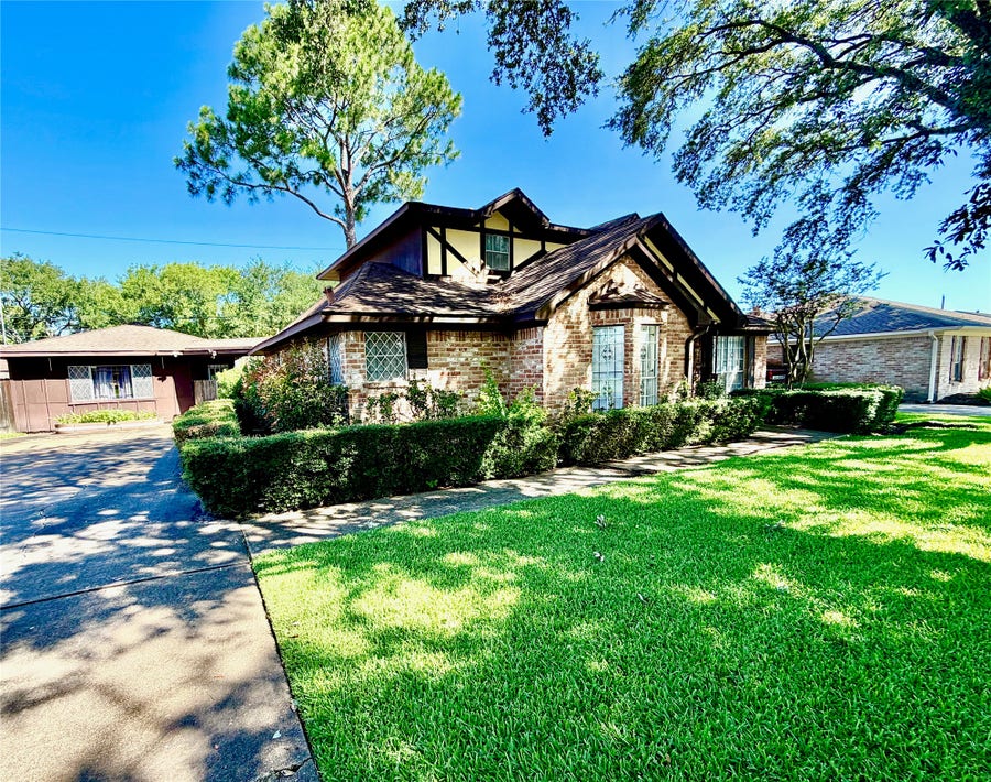 Property photo for 13014 N Venice Lane, Stafford, TX