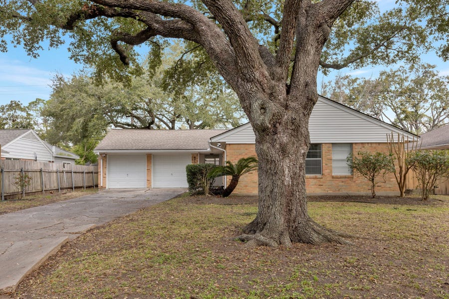 Property photo for 4750 Sanford Road, Houston, TX