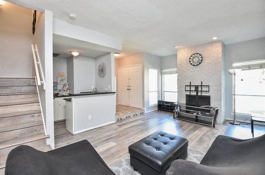 Property photo for 11280 Braes Forest Drive, #403, Houston, TX