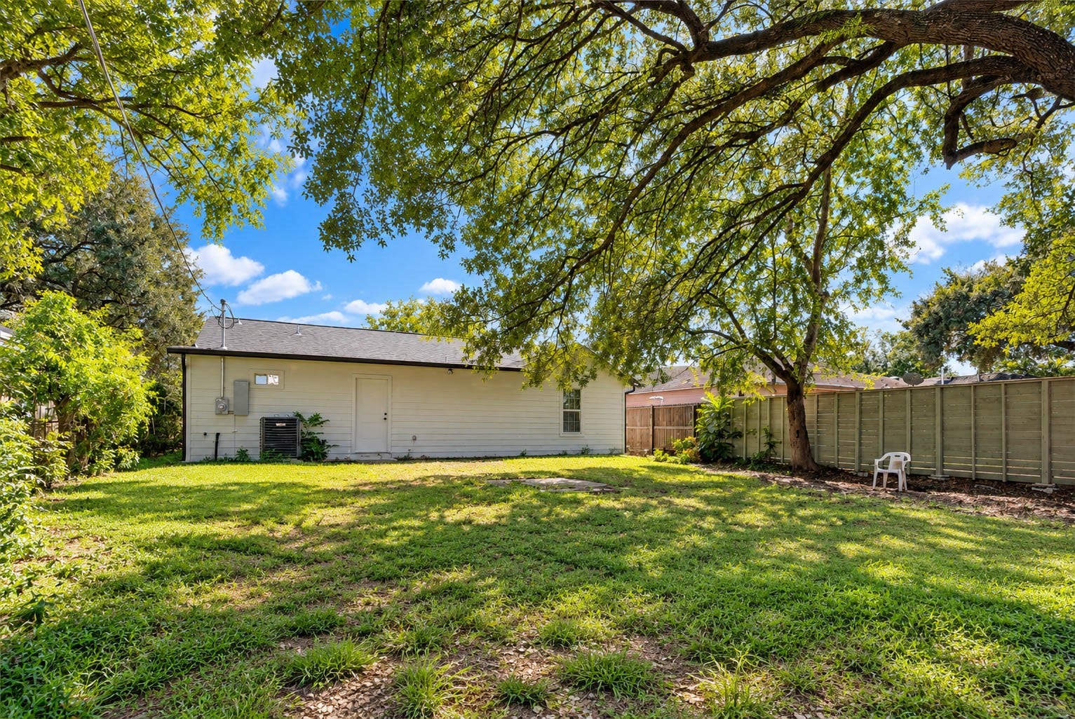1406 Locklaine Drive, Pasadena, TX 77502 1406 Locklaine Drive, Pasadena, TX 77502