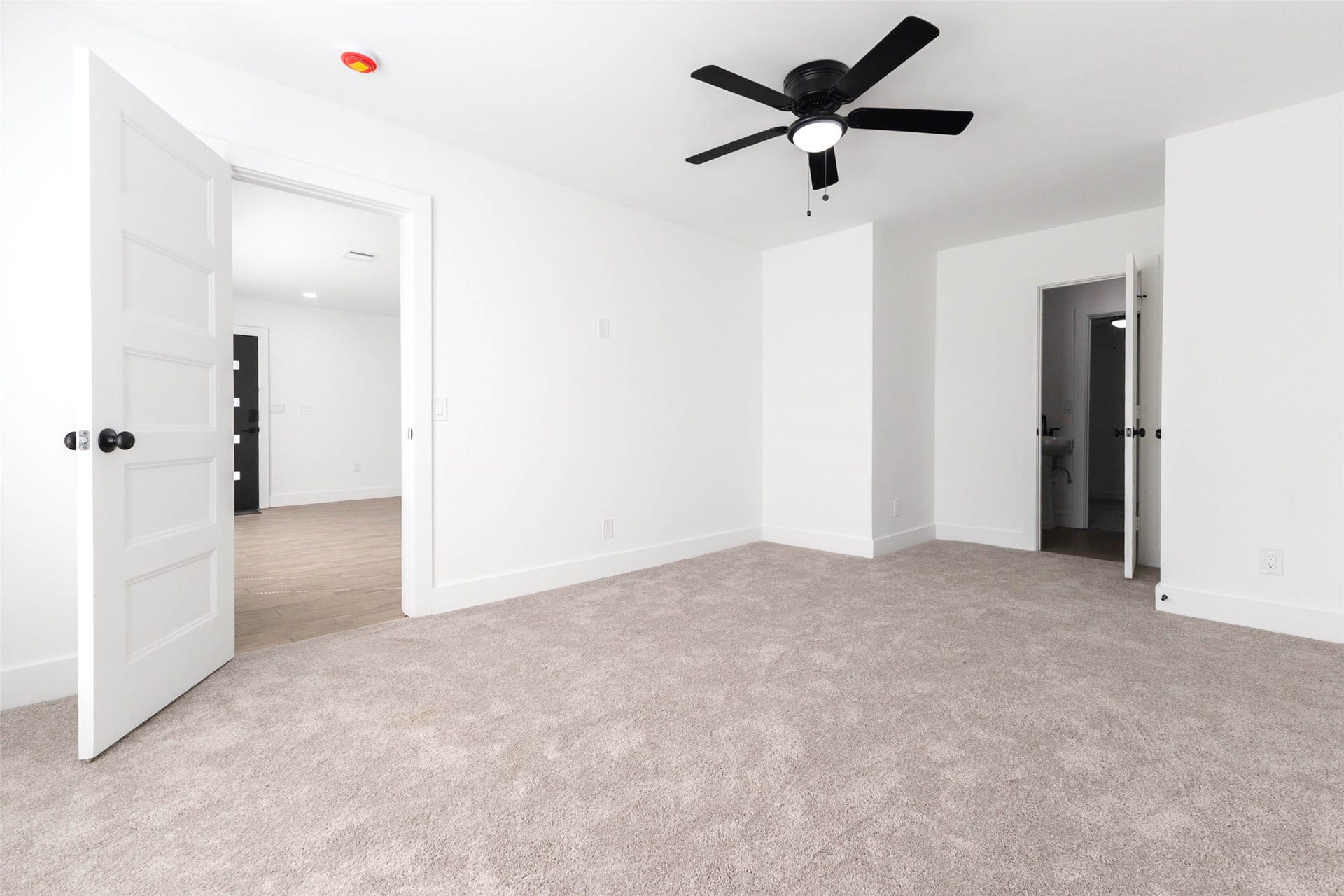 1406 Locklaine Drive, Pasadena, TX 77502 1406 Locklaine Drive, Pasadena, TX 77502