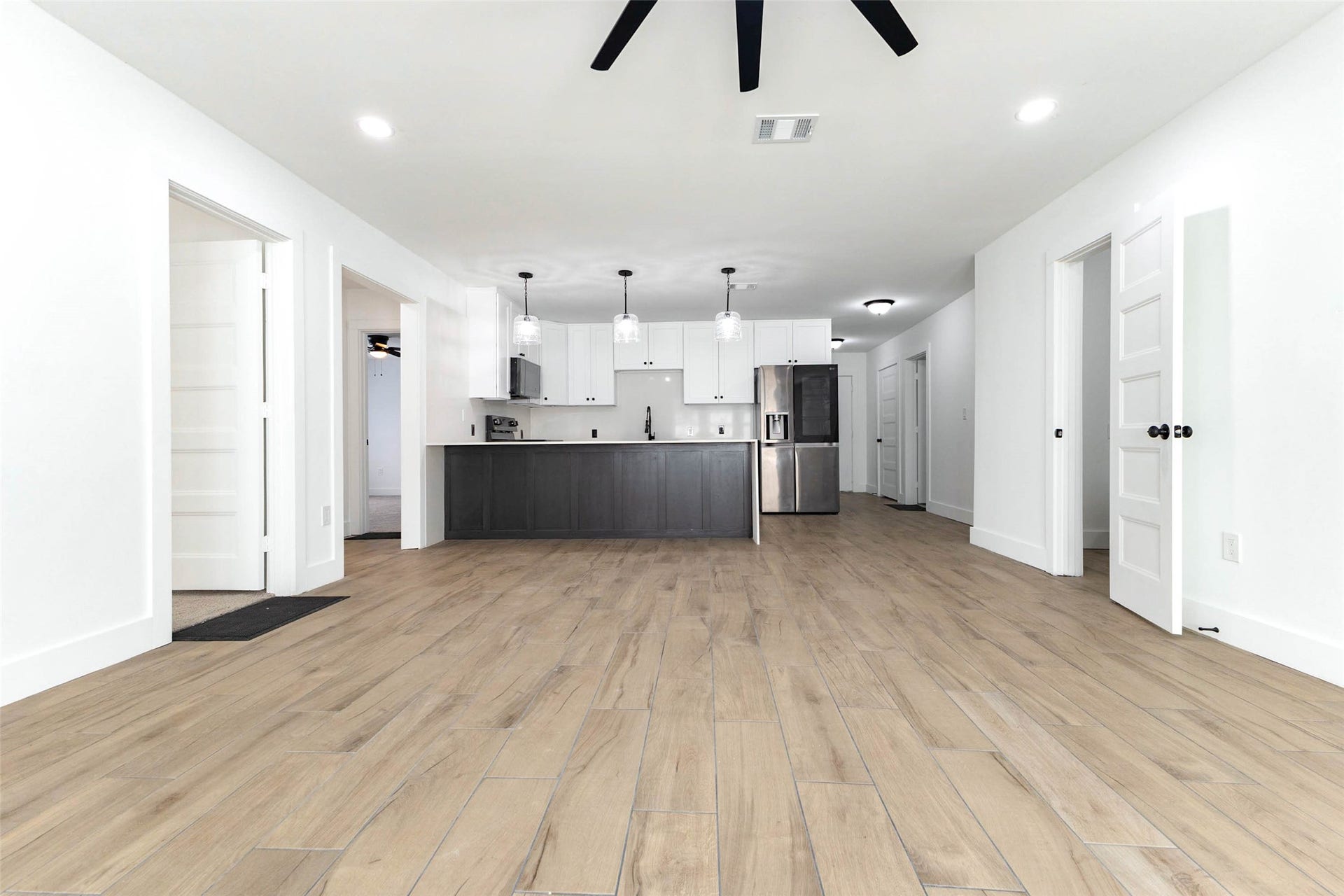 1406 Locklaine Drive, Pasadena, TX 77502 1406 Locklaine Drive, Pasadena, TX 77502