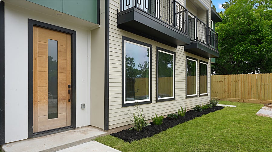 Property photo for 1313 Knight St, #2, Houston, TX