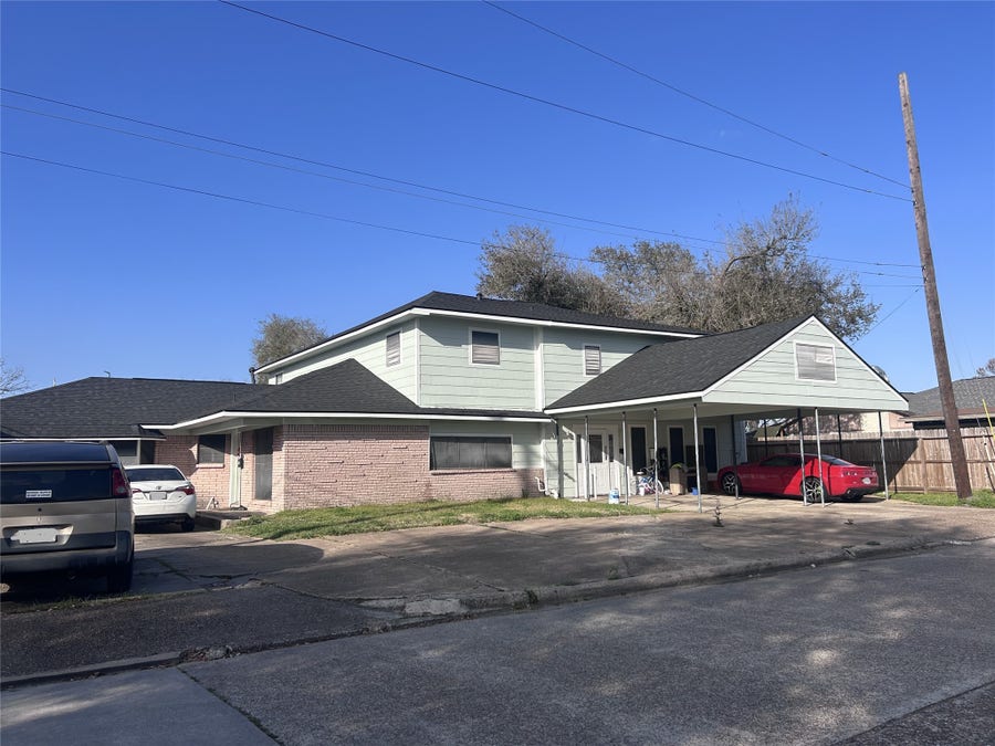 Property photo for 233 E Vaughn Lane, Deer Park, TX