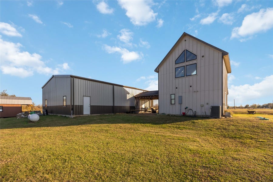Property photo for 330 Ridge Road, Manvel, TX