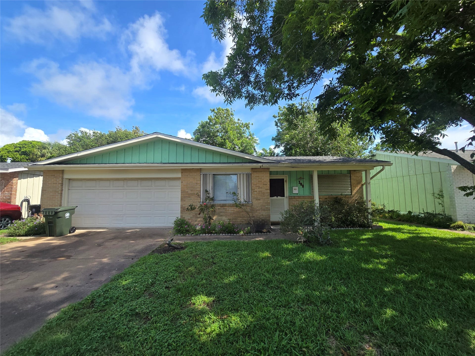 308 Mackeral Street, Galveston, TX 77550 308 Mackeral Street, Galveston, TX 77550
