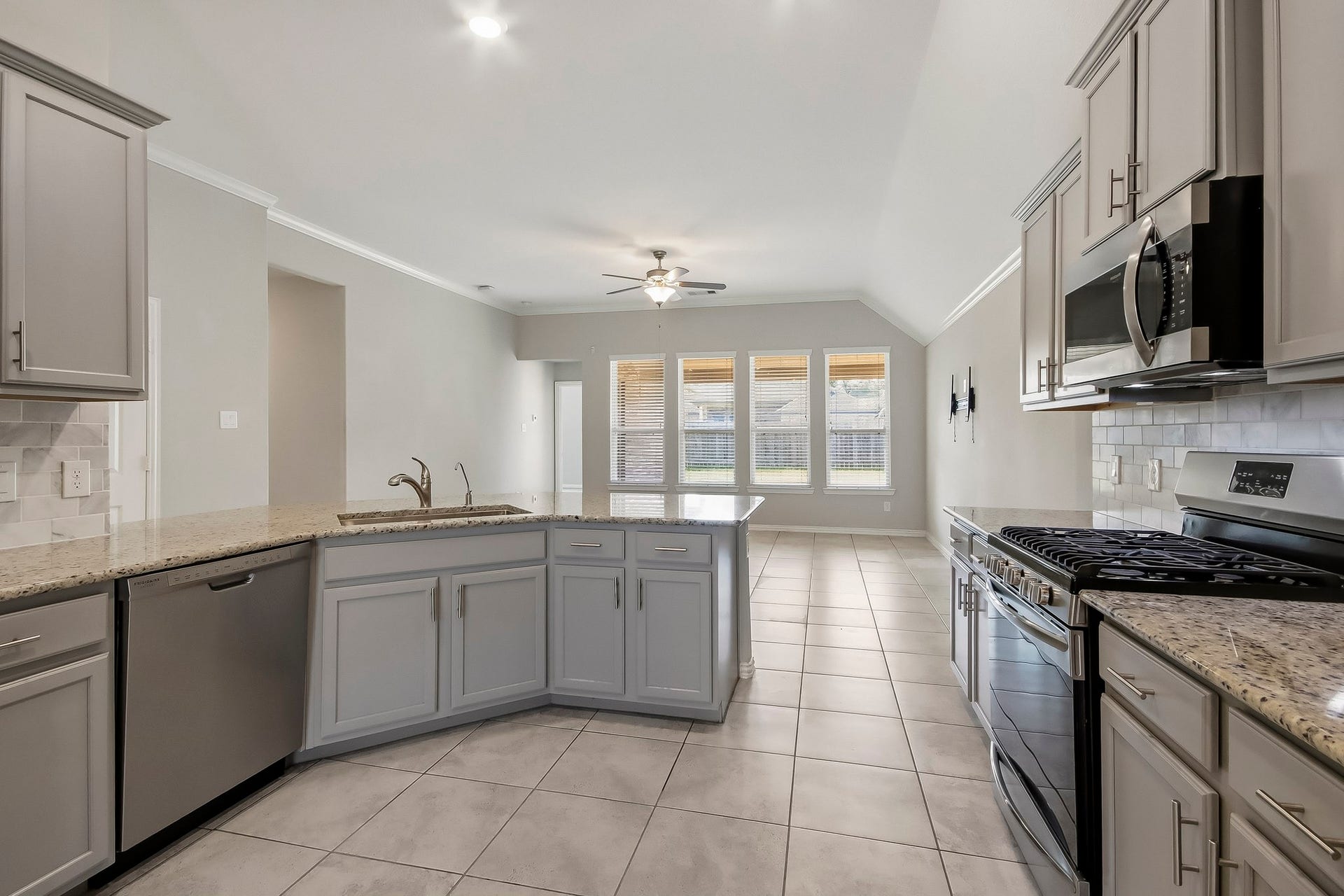 3426 Stablewood Grove Lane, Spring, TX 77386