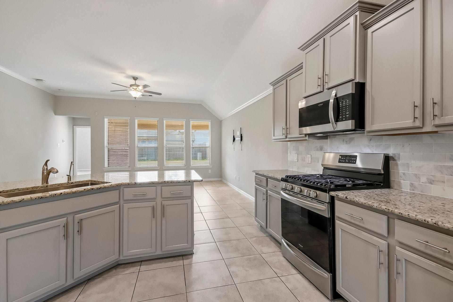 3426 Stablewood Grove Lane, Spring, TX 77386