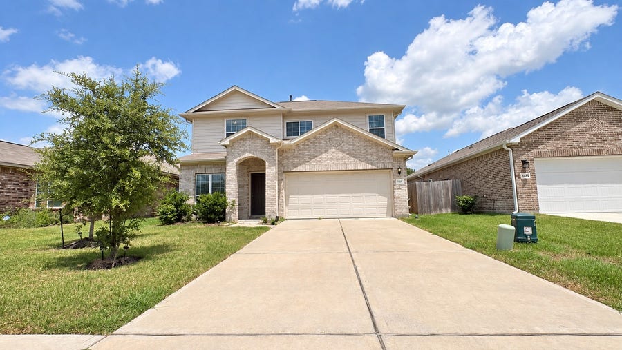 Property photo for 140 Kelly Street, Angleton, TX