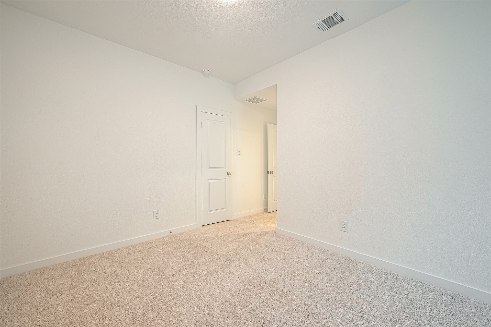 235 Sky Top Drive, Montgomery, TX 77316