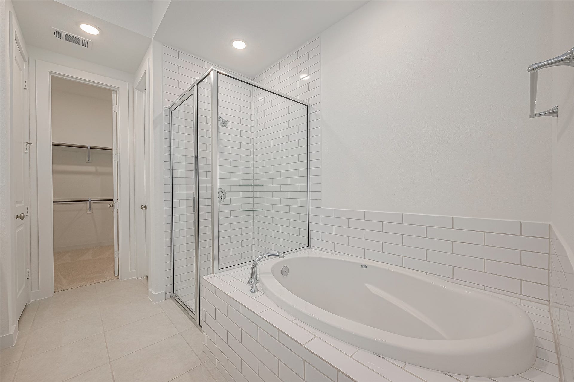 235 Sky Top Drive, Montgomery, TX 77316