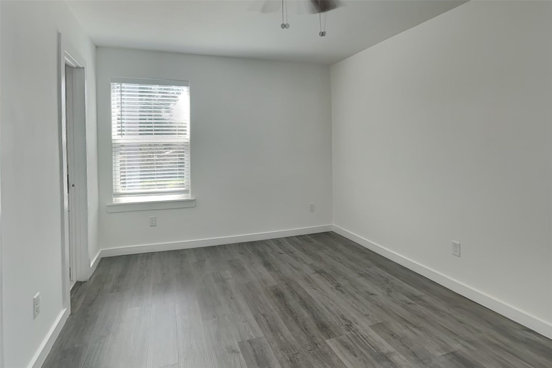 7629 Sundown Drive, #A, Houston, TX 77028 7629 Sundown Drive, #A, Houston, TX 77028