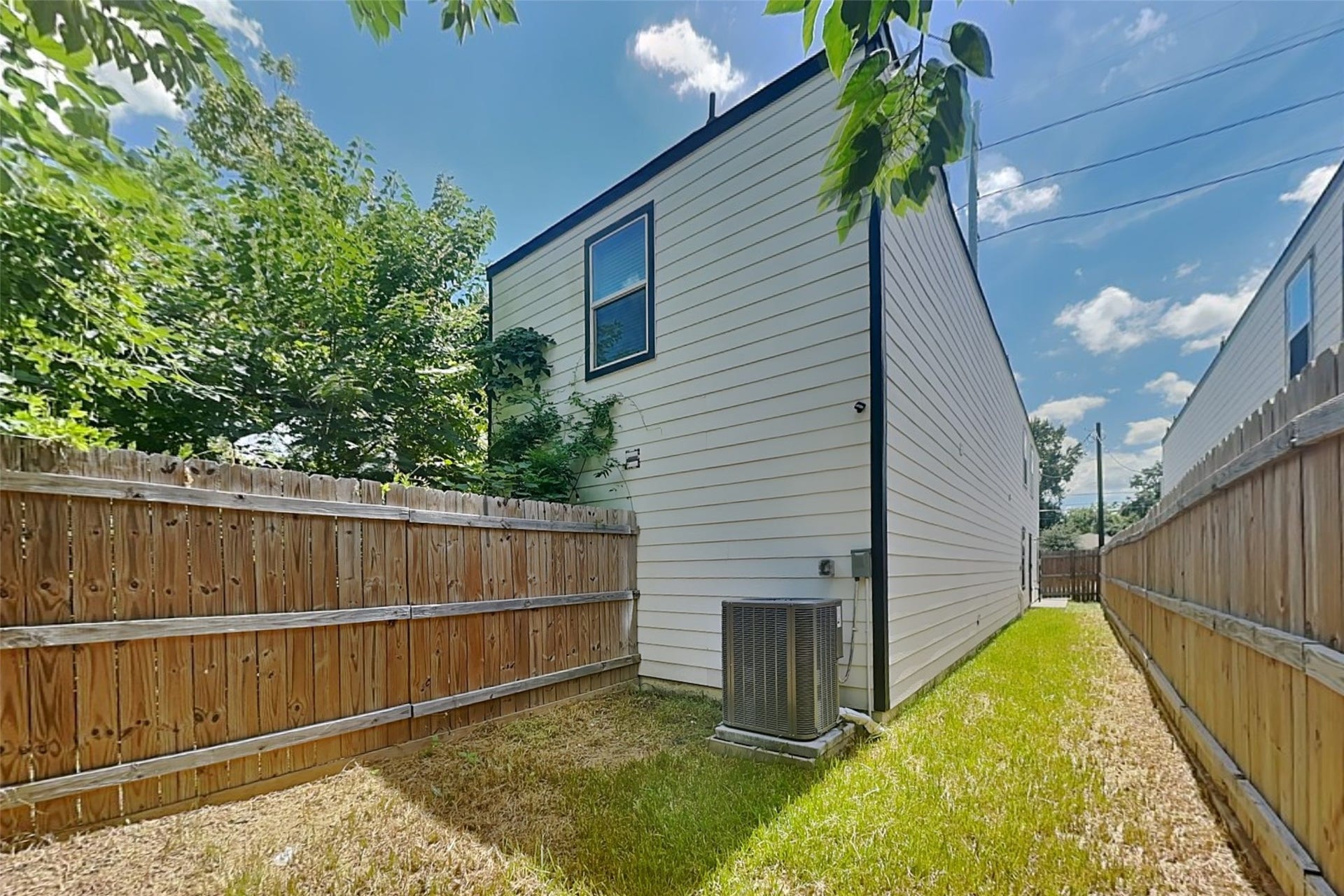 7629 Sundown Drive, #A, Houston, TX 77028 7629 Sundown Drive, #A, Houston, TX 77028