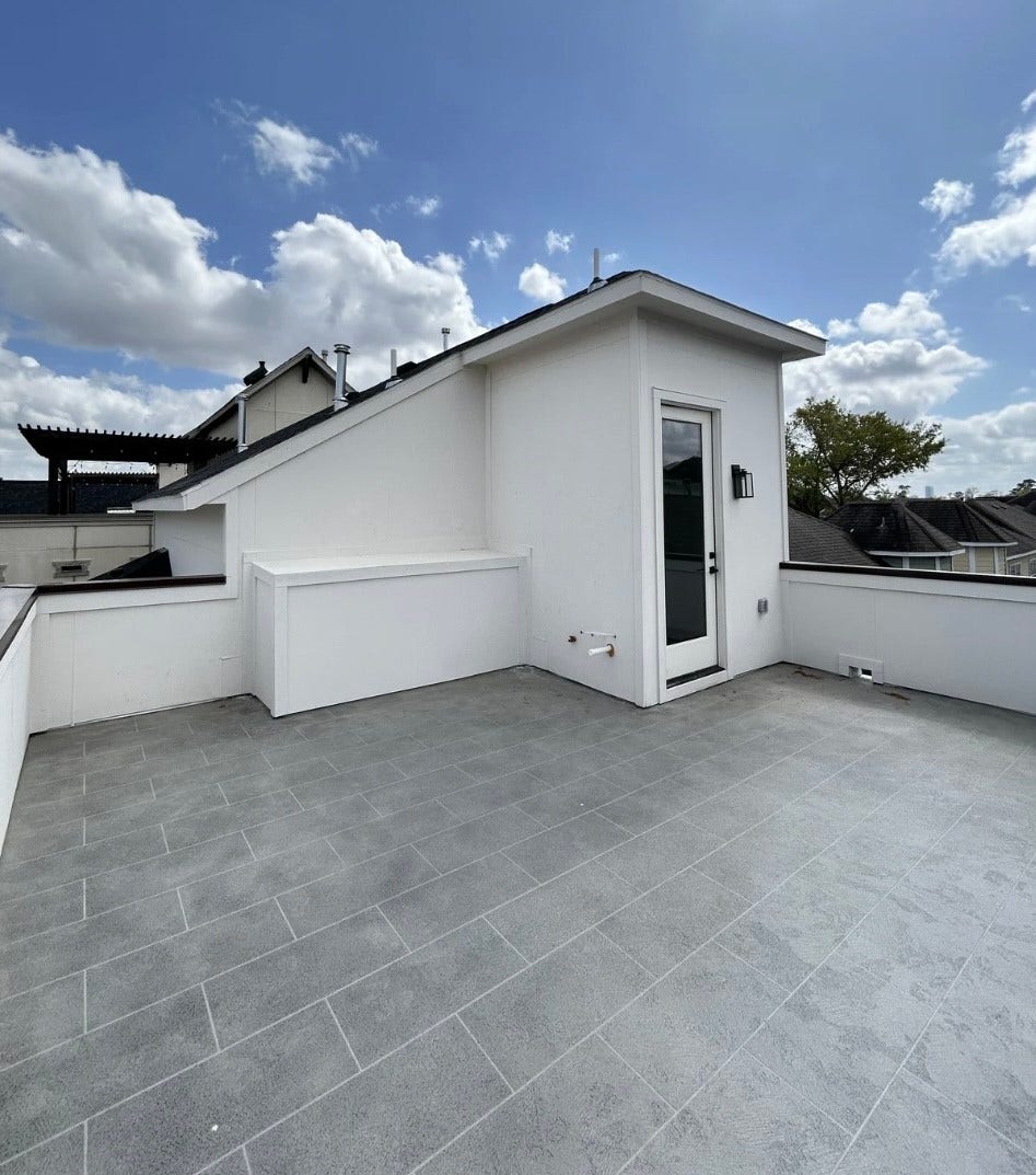 1140 W 16th St Street, Houston, TX 77008