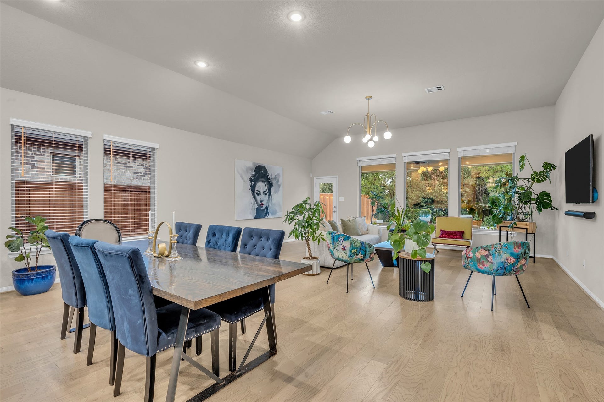 An inviting dining space designed for effortless entertaining and memorable gatherings.