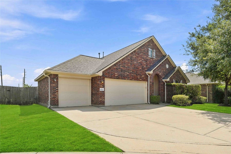 Property photo for 31907 Steven Springs Dr, Hockley, TX