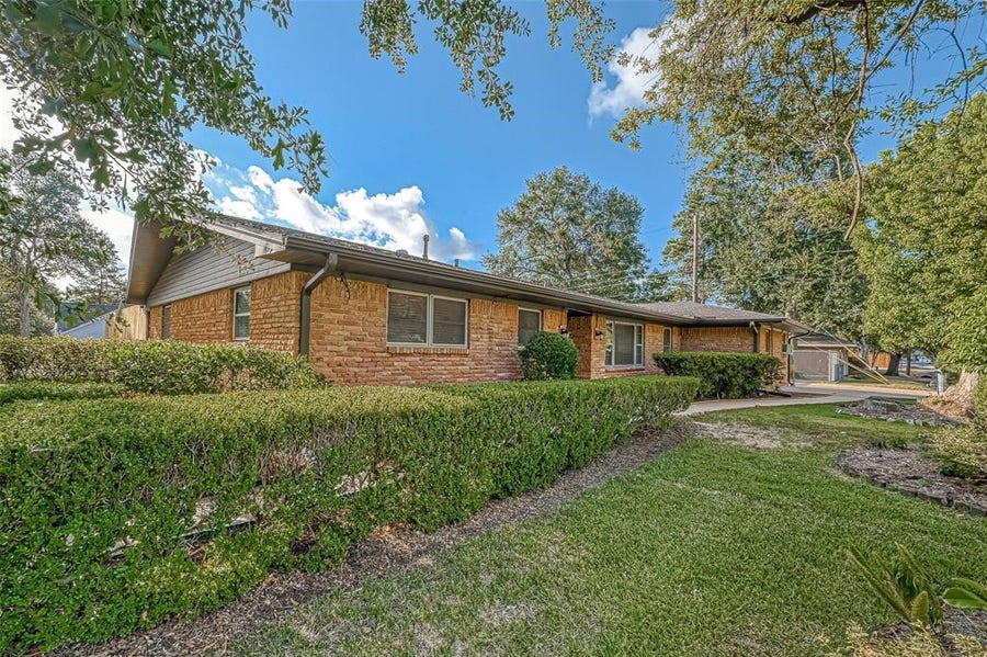 Property photo for 9139 Western Drive, Houston, TX