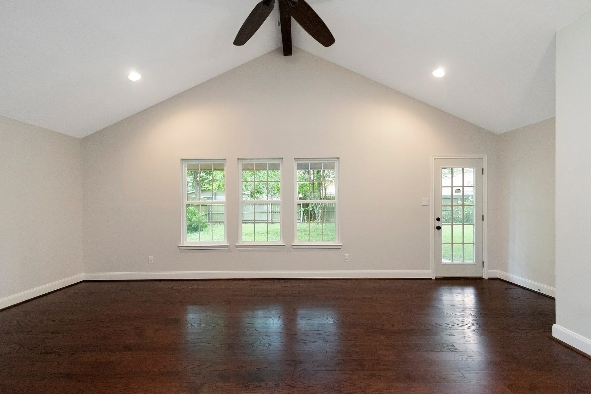 1422 Cheshire Lane, Houston, TX 77018 1422 Cheshire Lane, Houston, TX 77018
