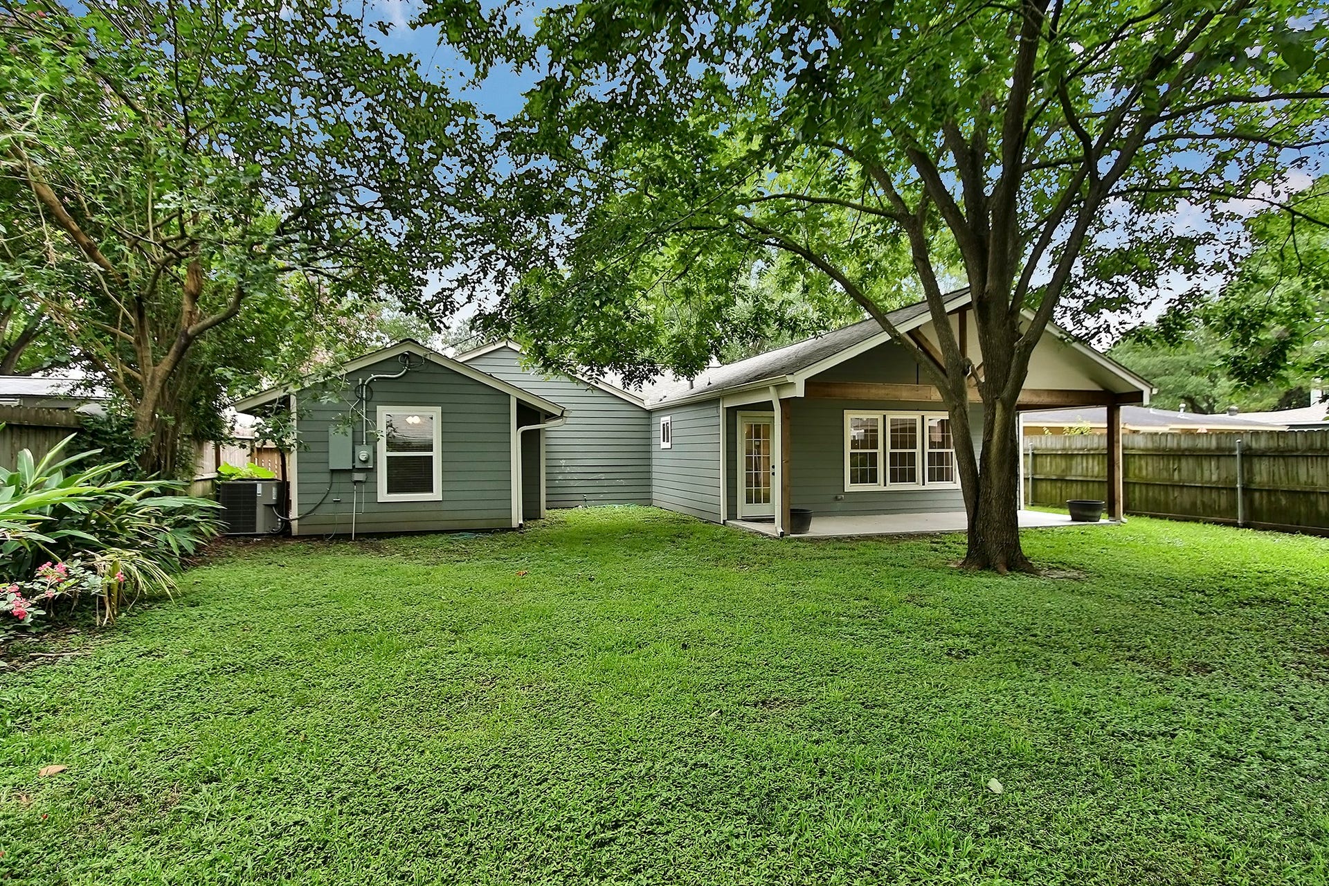 1422 Cheshire Lane, Houston, TX 77018 1422 Cheshire Lane, Houston, TX 77018