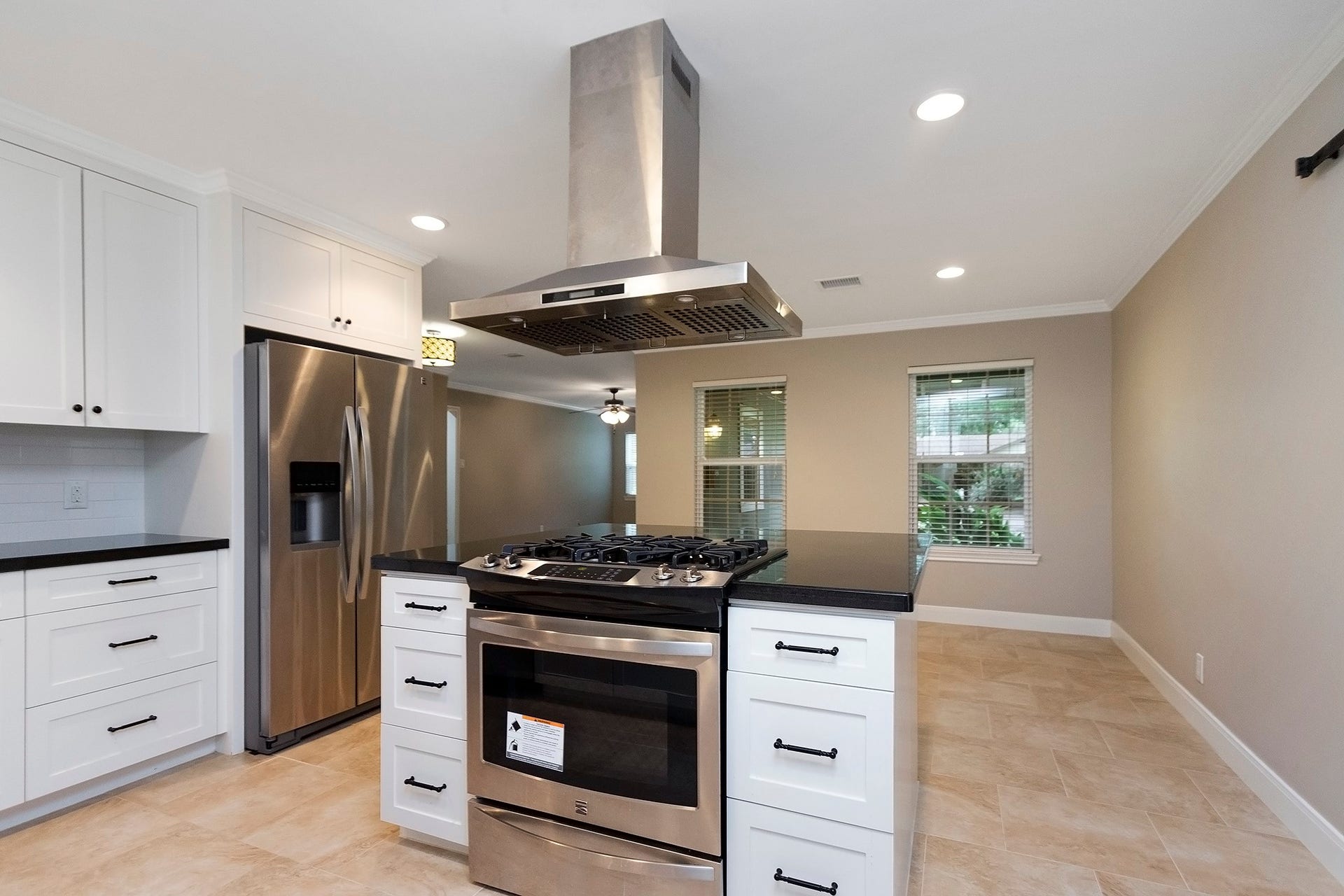 1422 Cheshire Lane, Houston, TX 77018 1422 Cheshire Lane, Houston, TX 77018