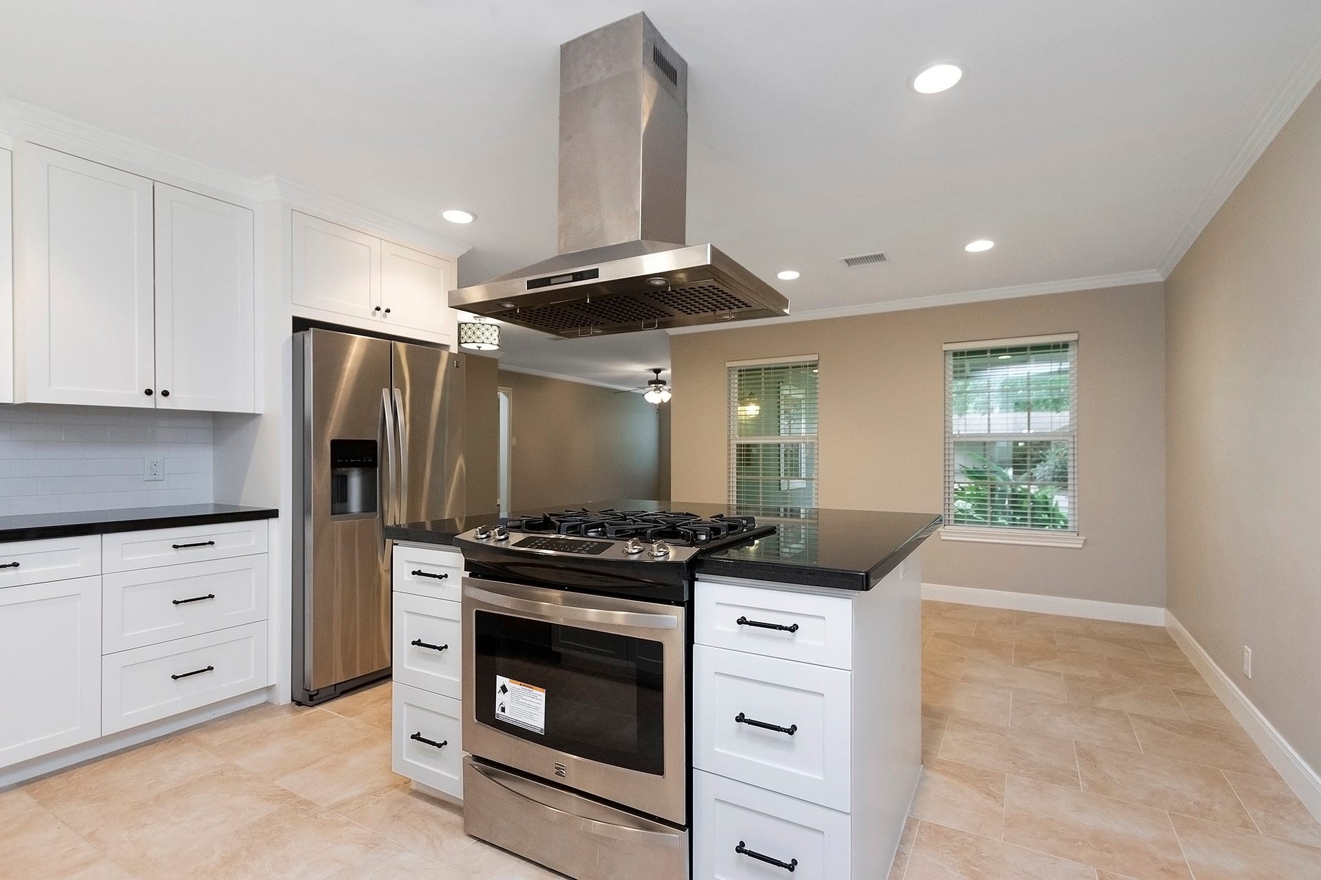 1422 Cheshire Lane, Houston, TX 77018 1422 Cheshire Lane, Houston, TX 77018