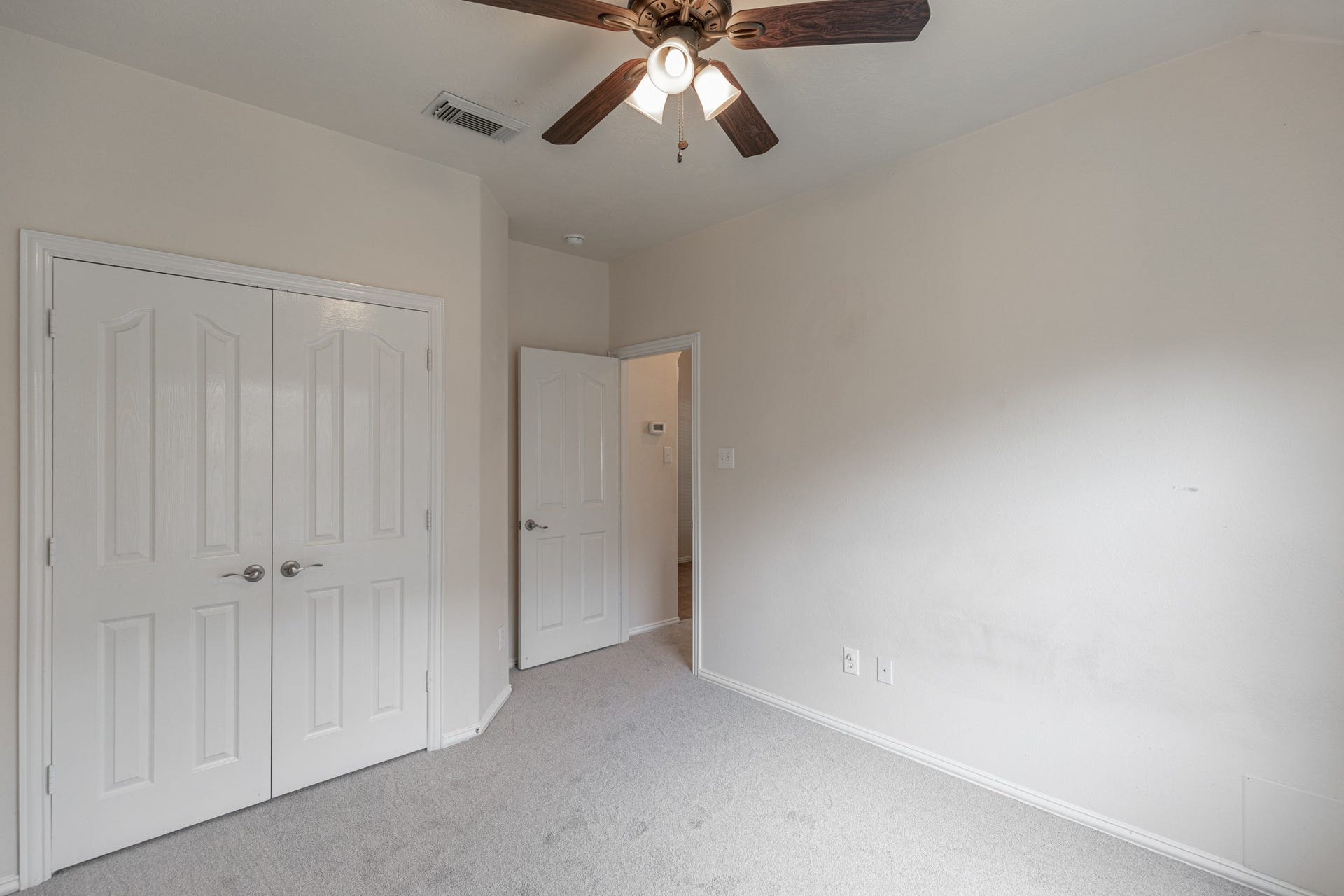 2505 Shady Falls Lane, Pearland, TX 77584