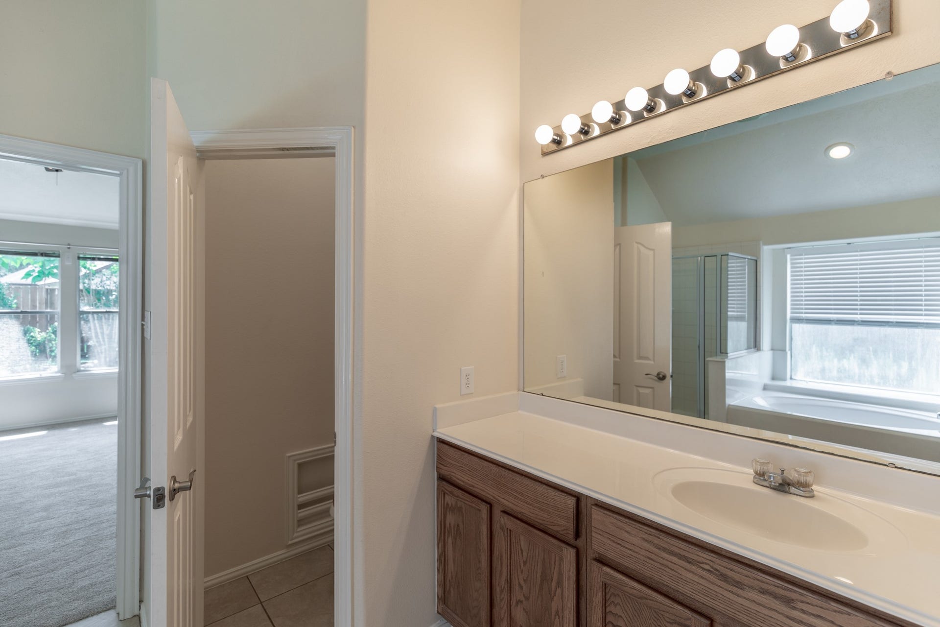 2505 Shady Falls Lane, Pearland, TX 77584