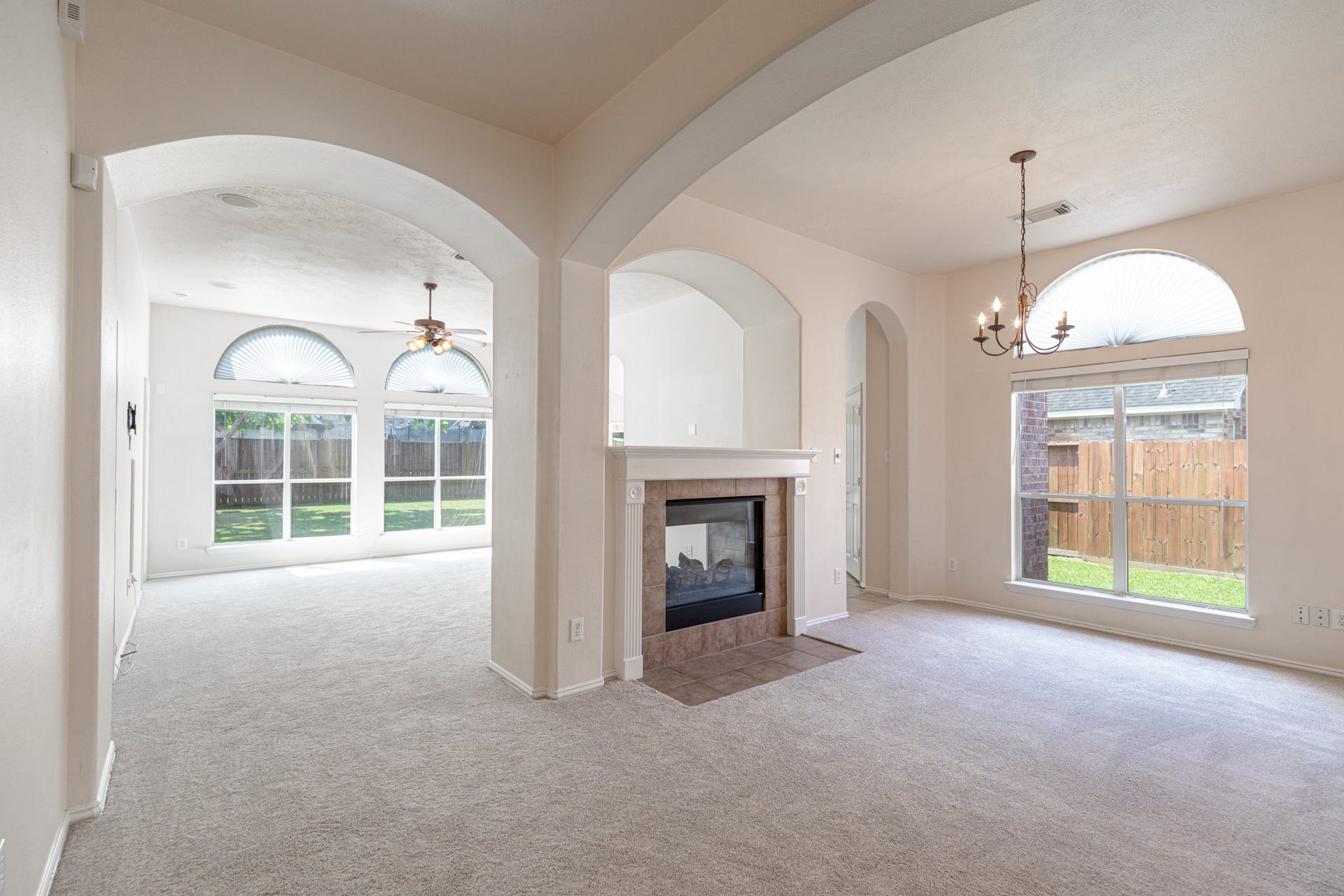 2505 Shady Falls Lane, Pearland, TX 77584