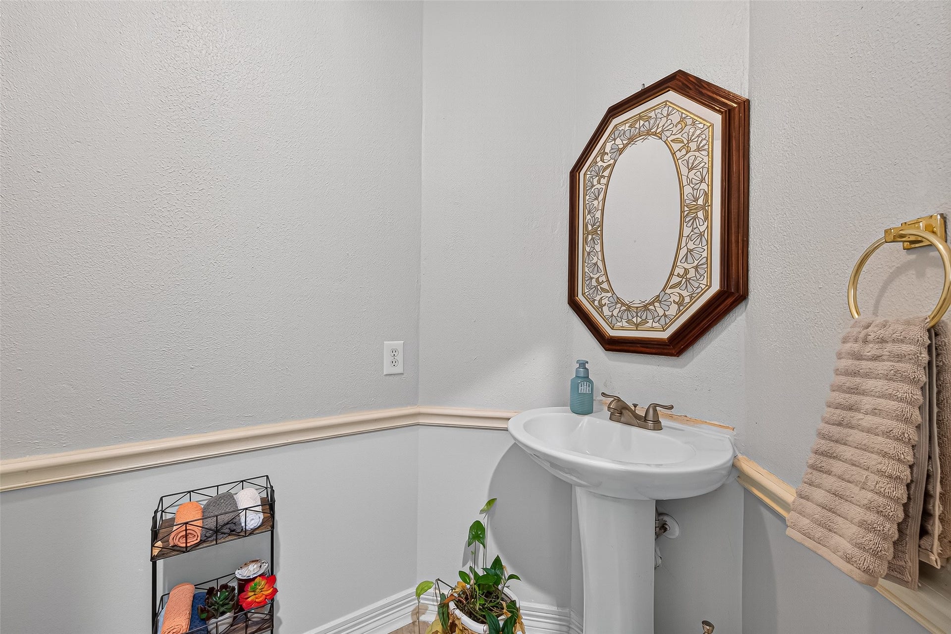 4206 Clearwater Court, Missouri City, TX 77459 4206 Clearwater Court, Missouri City, TX 77459