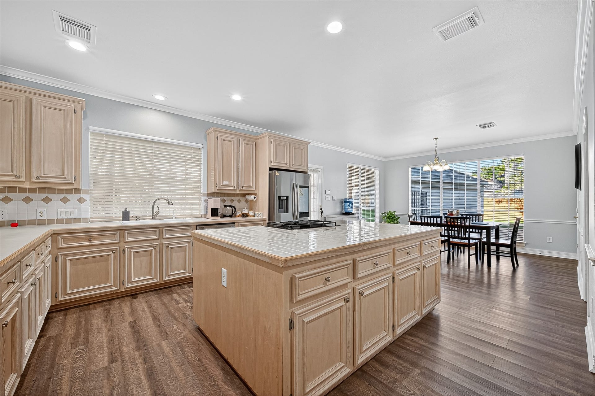 4206 Clearwater Court, Missouri City, TX 77459 4206 Clearwater Court, Missouri City, TX 77459
