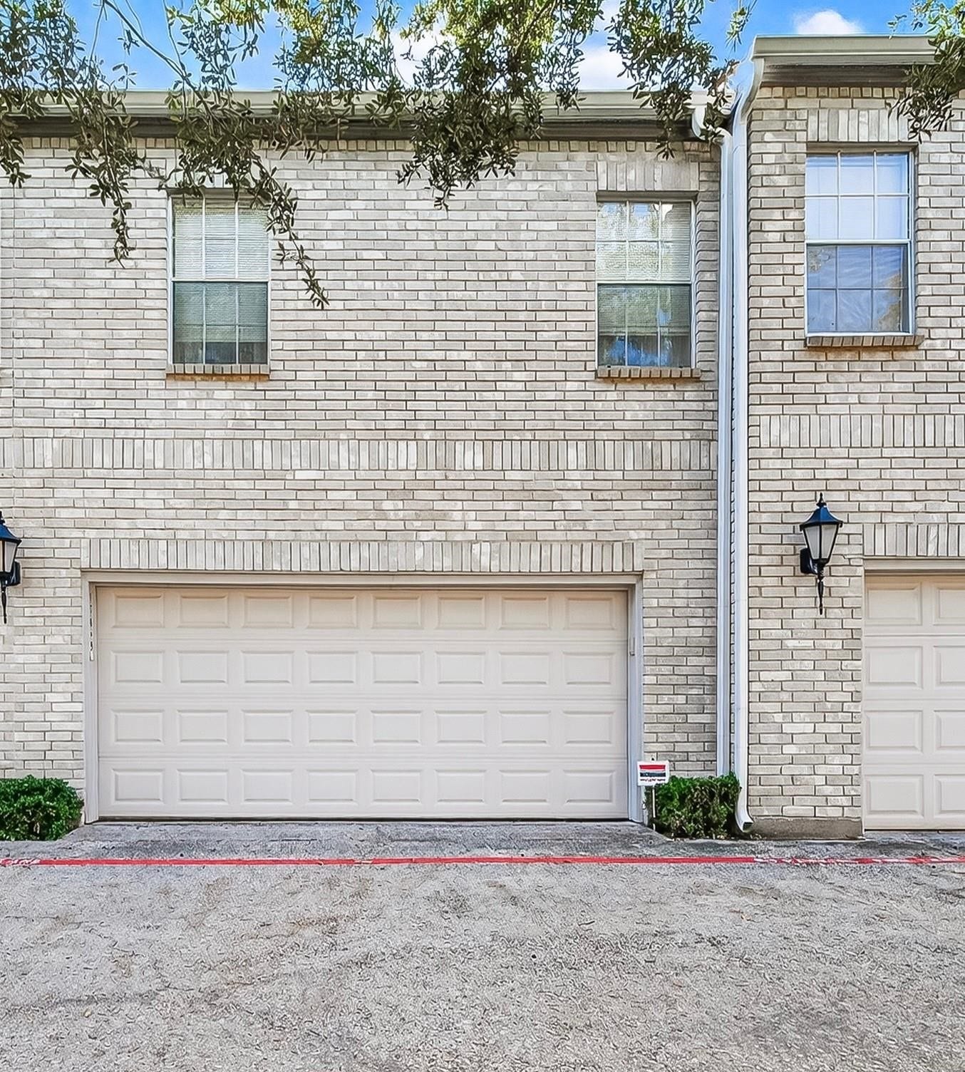 17645 Red Oak Drive, #7645, Houston, TX 77090