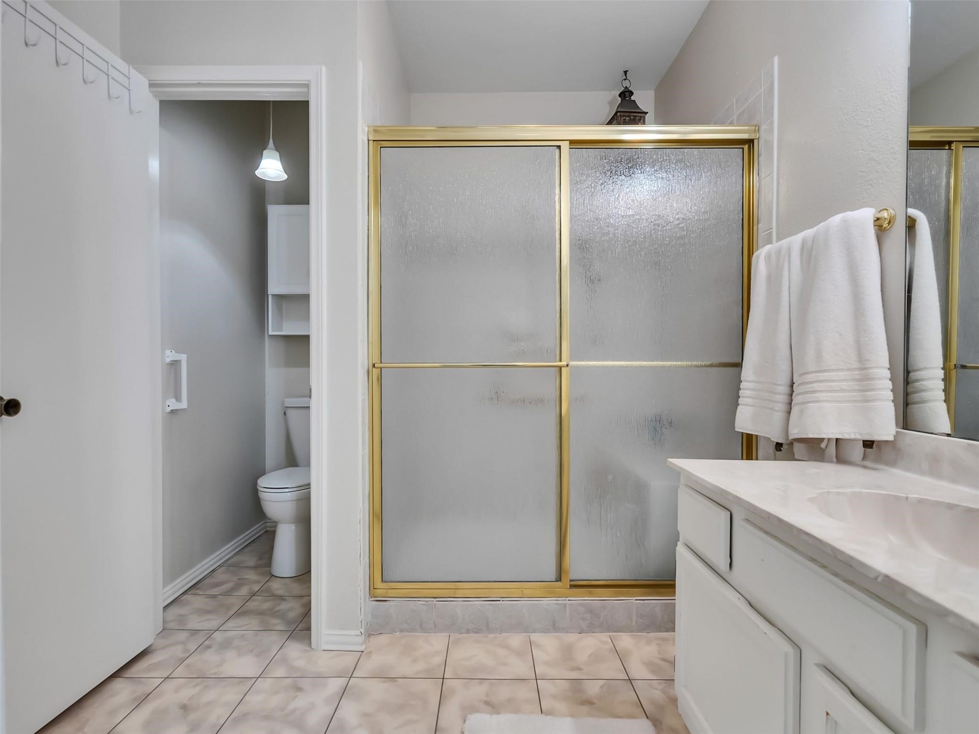 17645 Red Oak Drive, #7645, Houston, TX 77090
