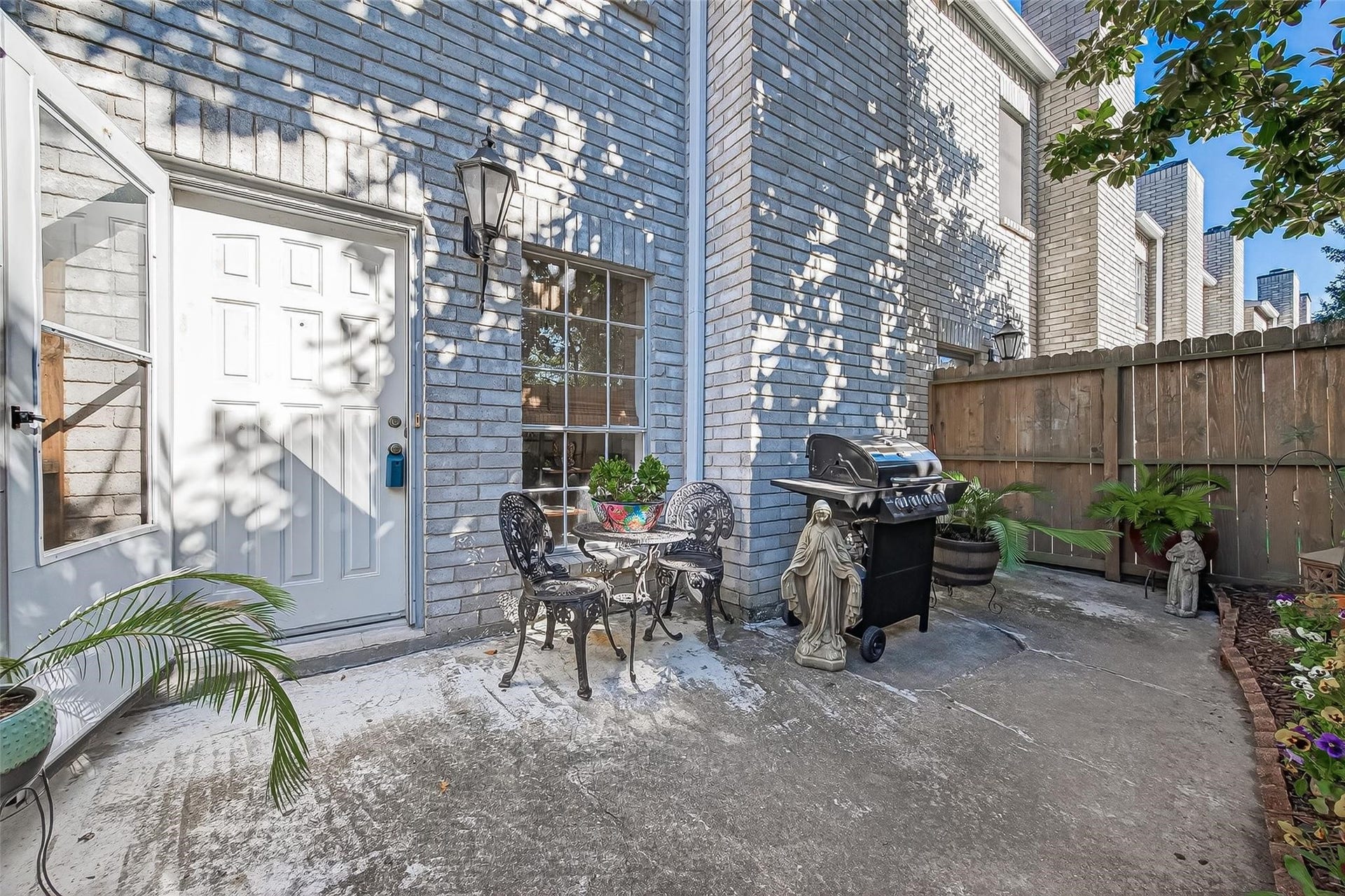 17645 Red Oak Drive, #7645, Houston, TX 77090