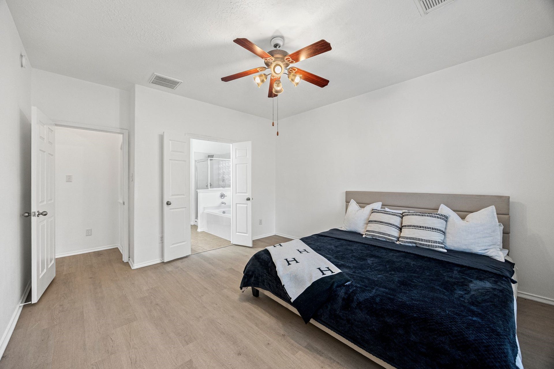 9610 Beckwood Post Drive, Houston, TX 77095 9610 Beckwood Post Drive, Houston, TX 77095