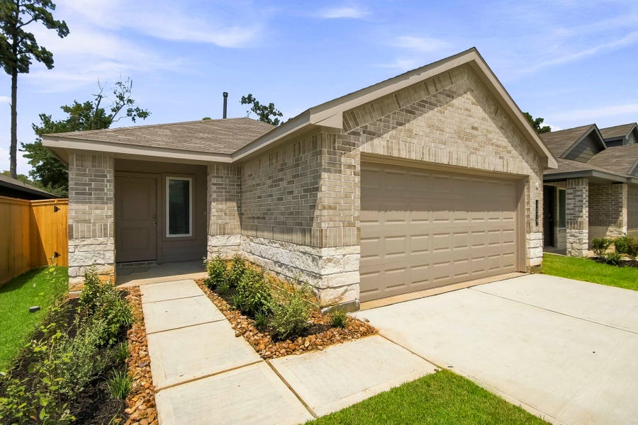 Property photo for 1679 Portia Lane, Conroe, TX