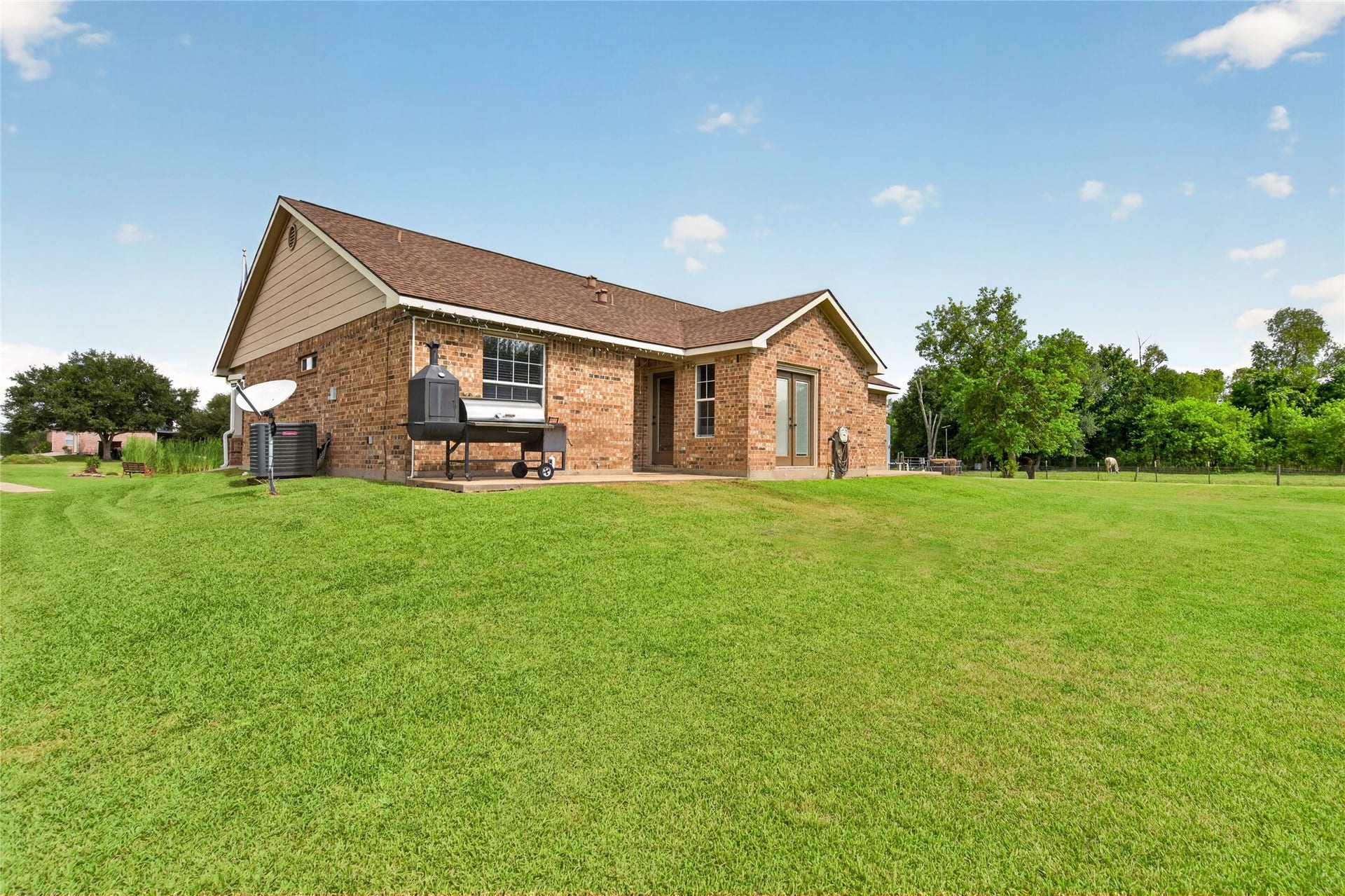 4933 1/2 Powers Ln, Alvin, TX 77511 4933 1/2 Powers Ln, Alvin, TX 77511