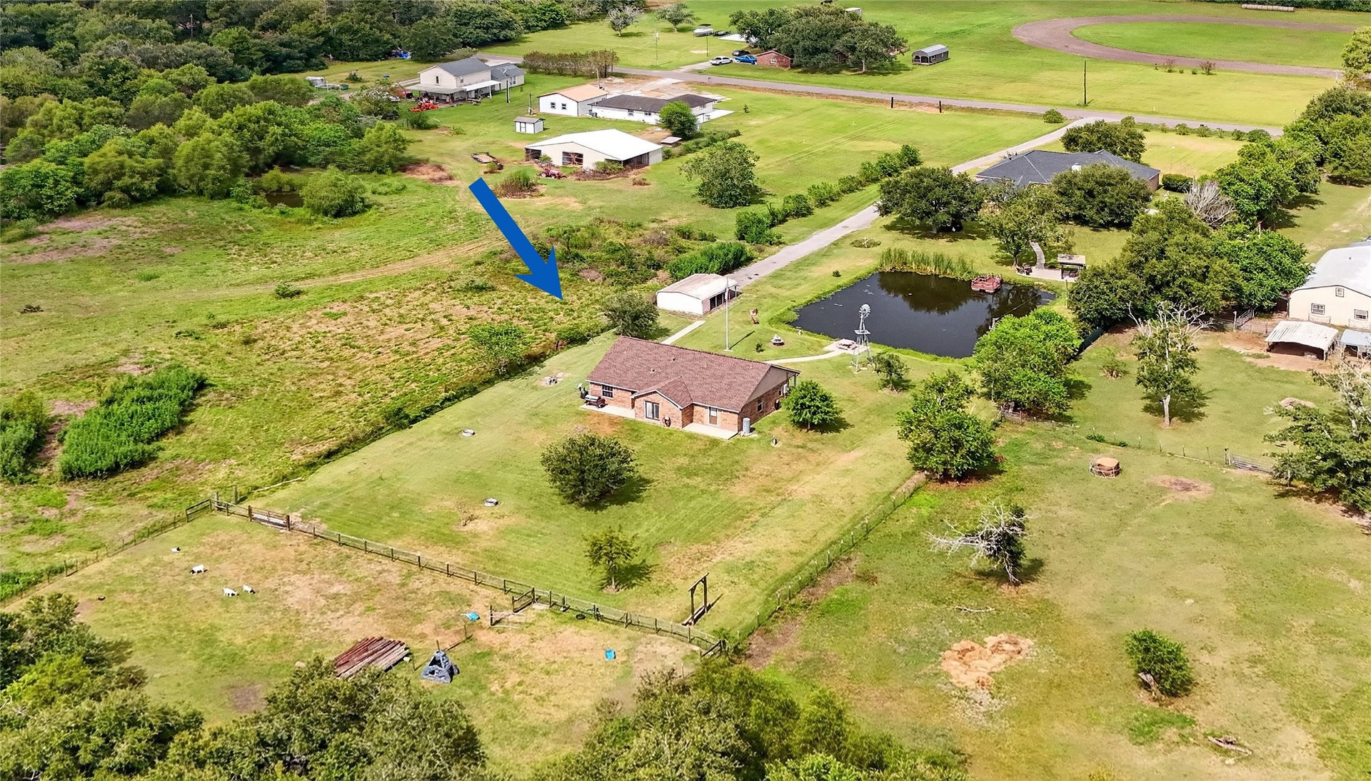 4933 1/2 Powers Ln, Alvin, TX 77511 4933 1/2 Powers Ln, Alvin, TX 77511