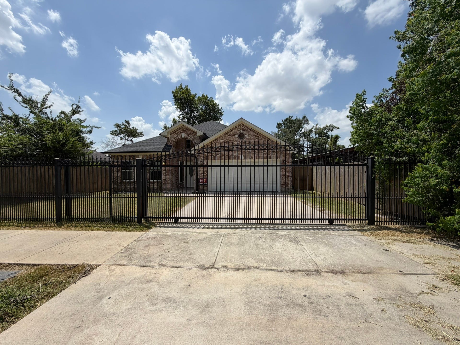 9426 Nyssa Street, Houston, TX 77078 9426 Nyssa Street, Houston, TX 77078