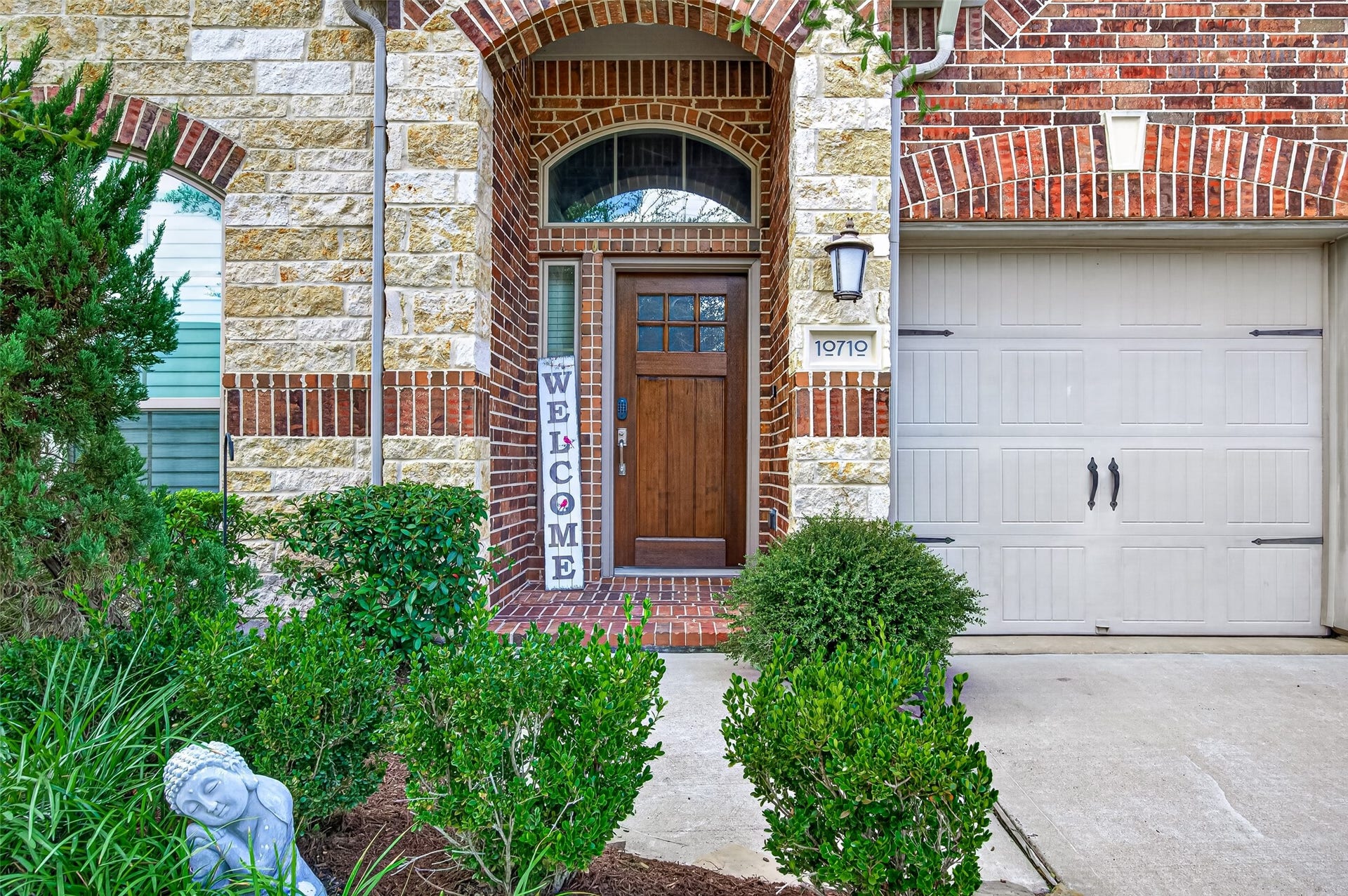 10710 Inverclyde Drive, Richmond, TX 77407 Front Entrance