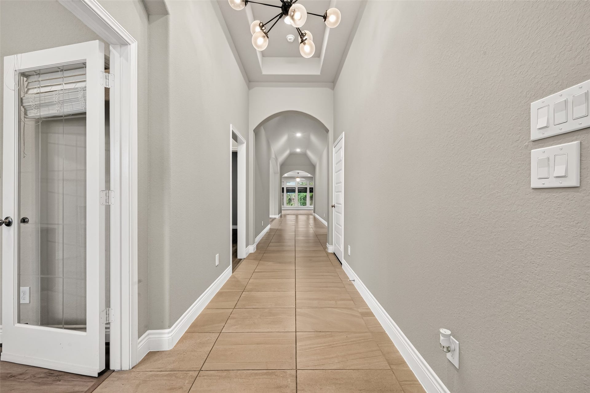 10710 Inverclyde Drive, Richmond, TX 77407 Foyer