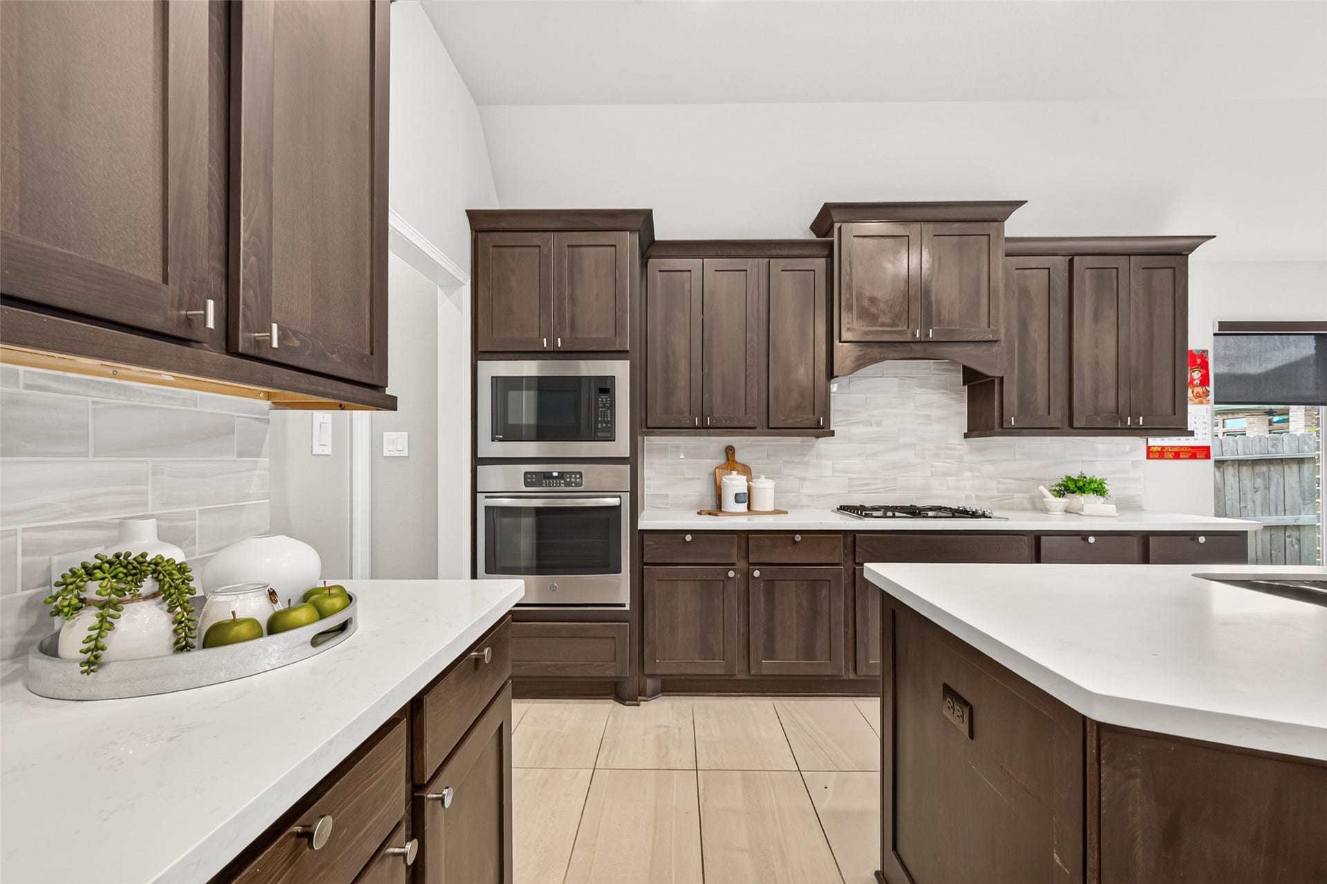 10710 Inverclyde Drive, Richmond, TX 77407 Kitchen