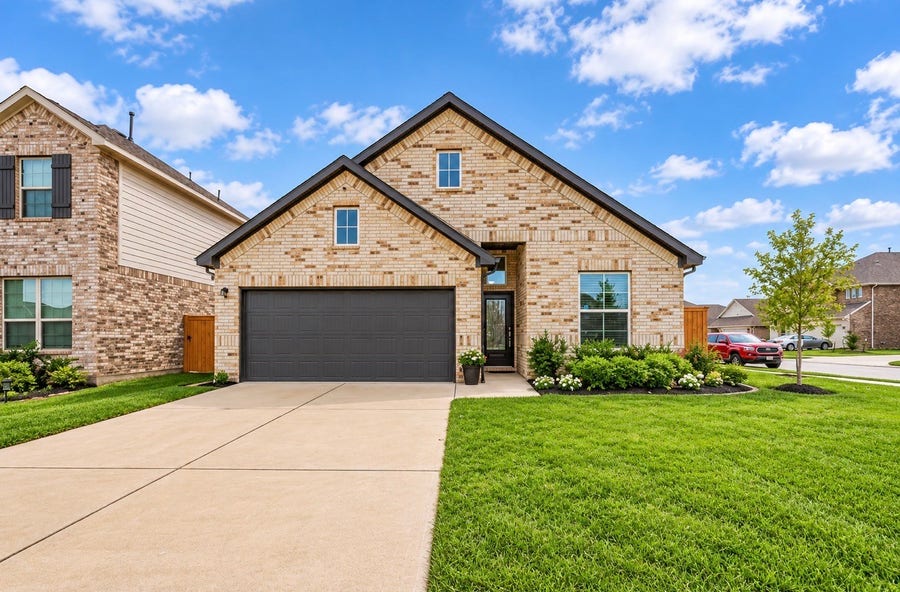 Property photo for 200 Catalina Cove Drive, Katy, TX