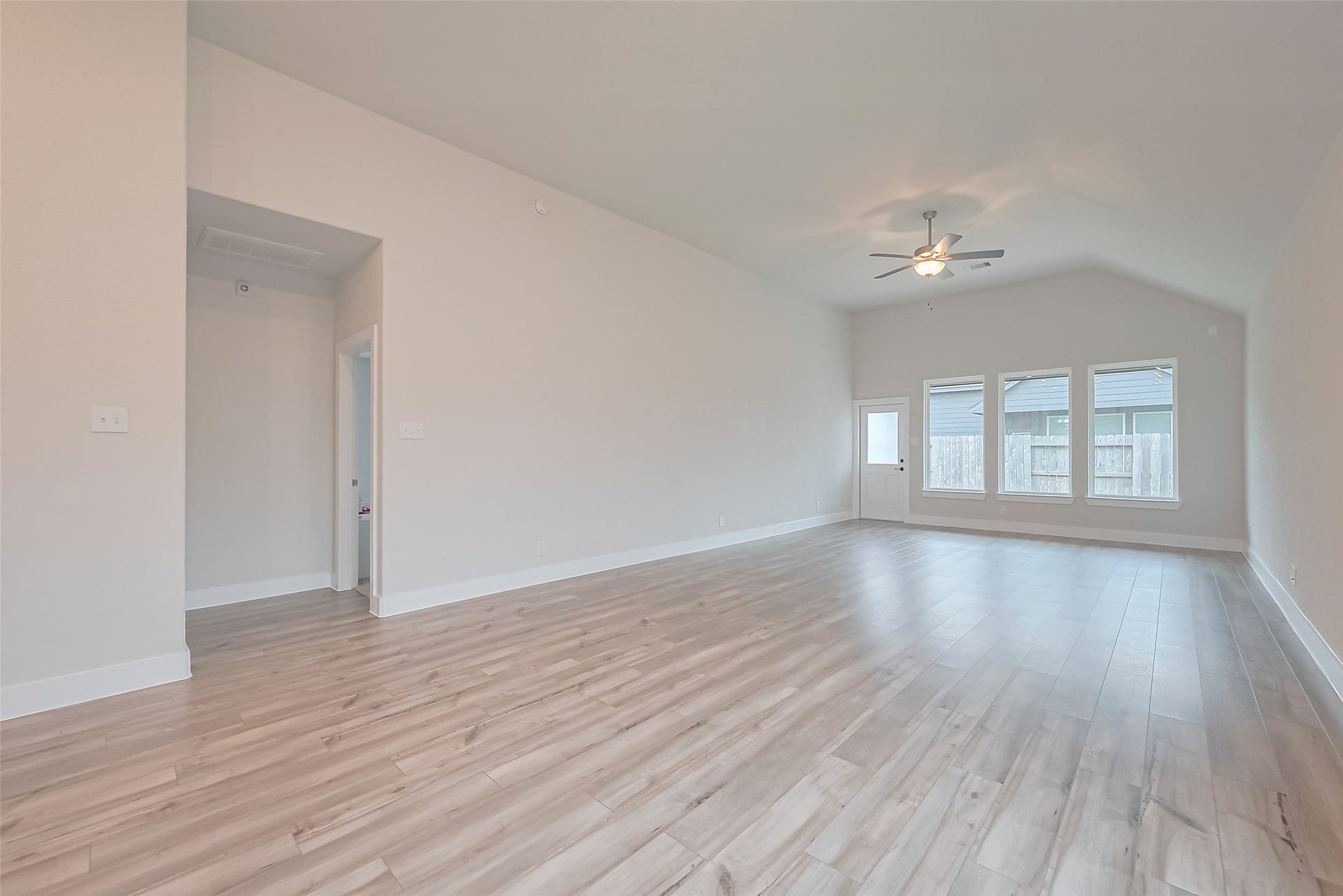 200 Catalina Cove Drive, Katy, TX 77493 200 Catalina Cove Drive, Katy, TX 77493