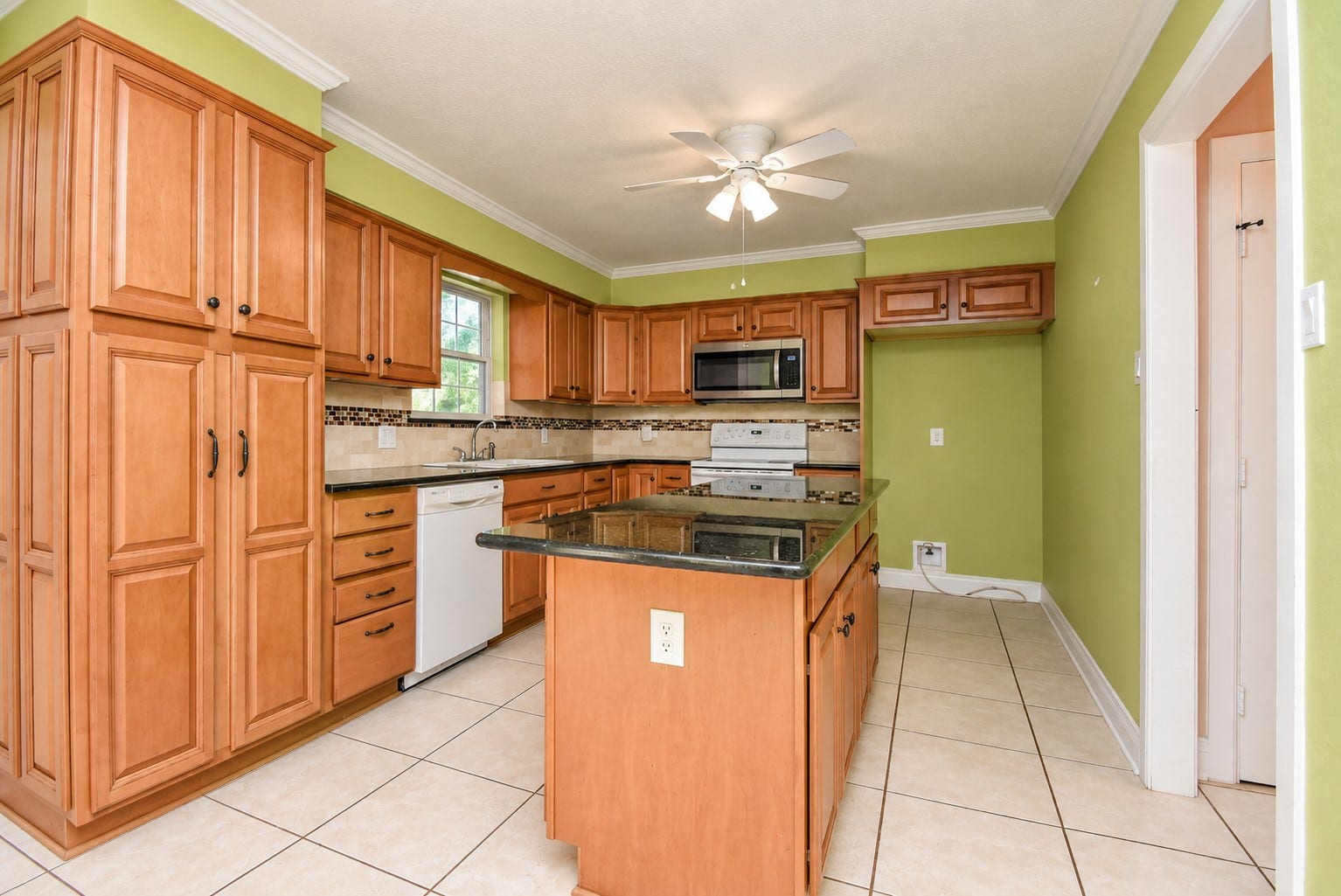 16034 Crawford Street, Jersey Village, TX 77040 16034 Crawford Street, Jersey Village, TX 77040